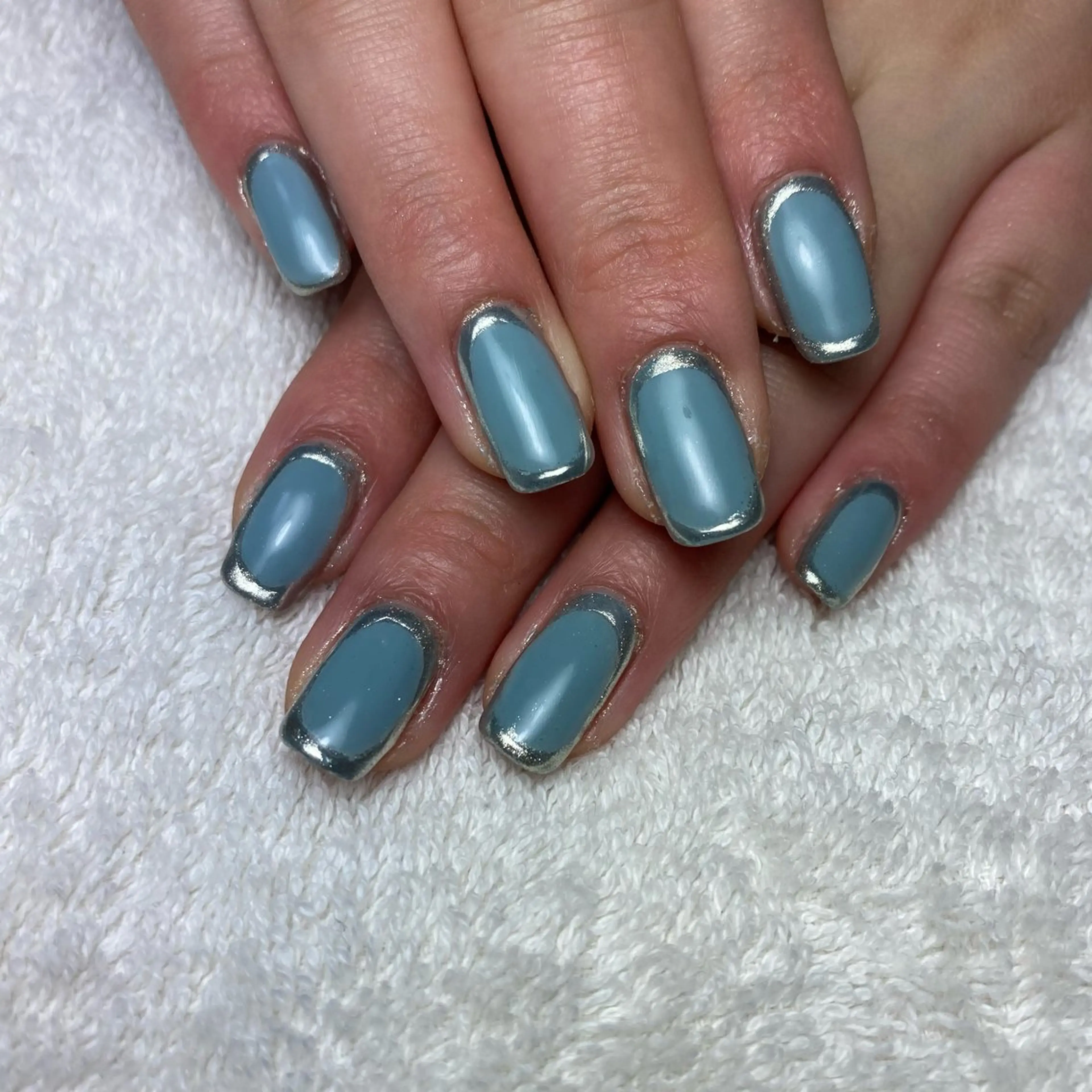 ネイル ミラーネイル 夏ネイル COCO +のエステ・リラクイメージ