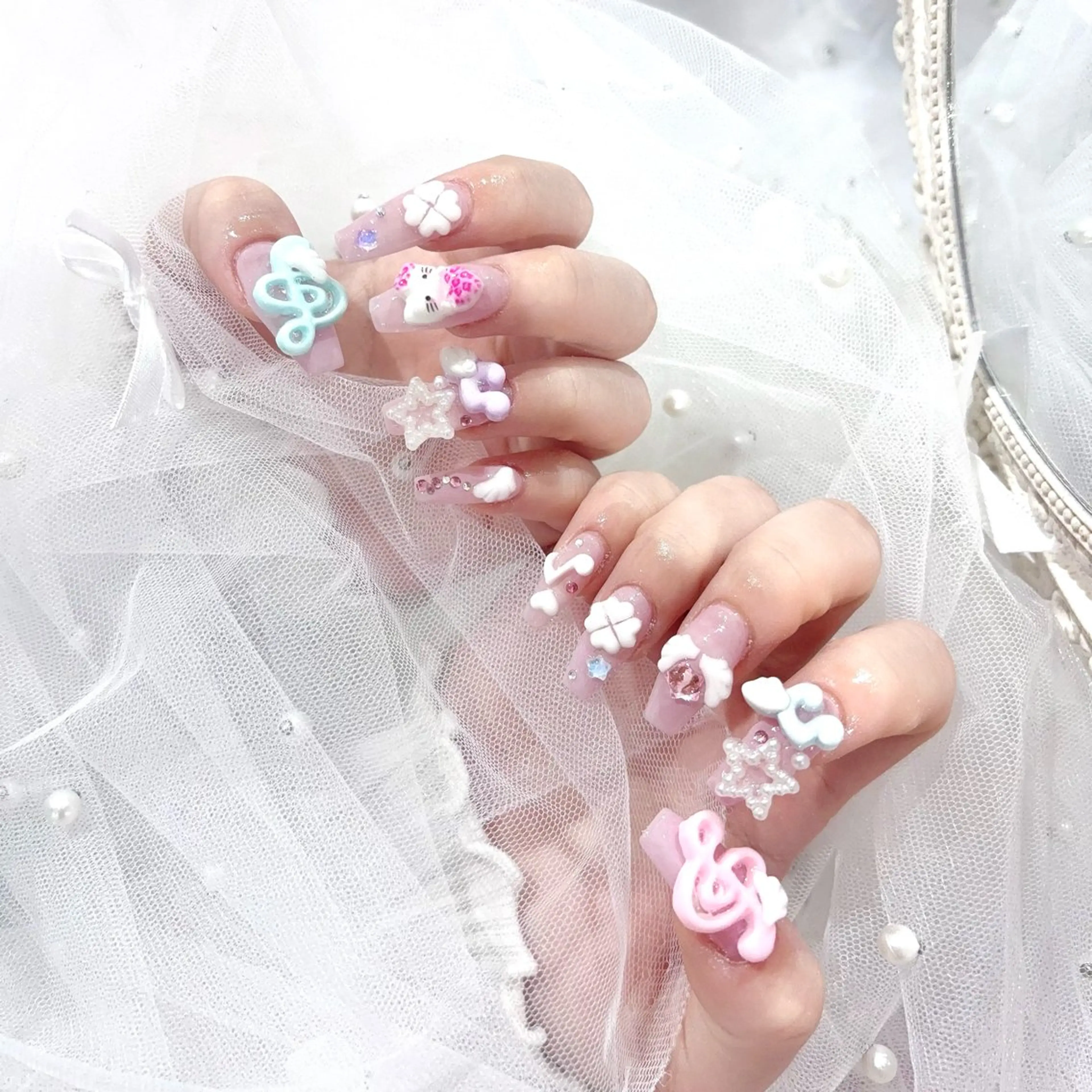 ネイル Miss Shirley新宿のネイルデザイン