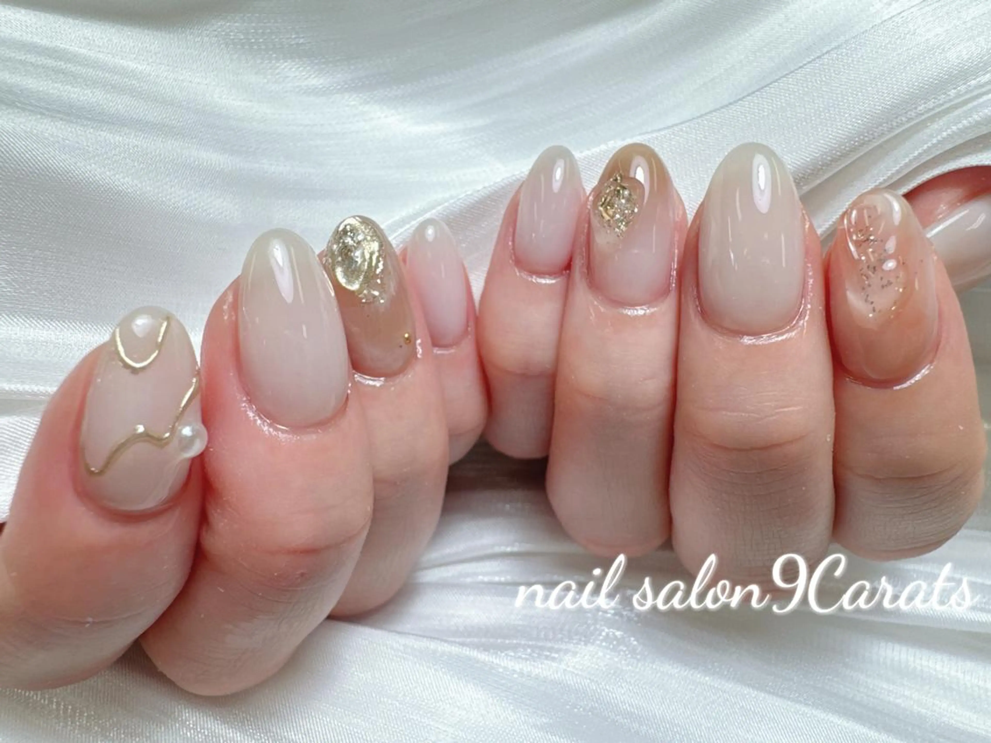 ネイル ハンドネイル ハンドケア ネイルサロン 9Carats神田のネイルデザイン