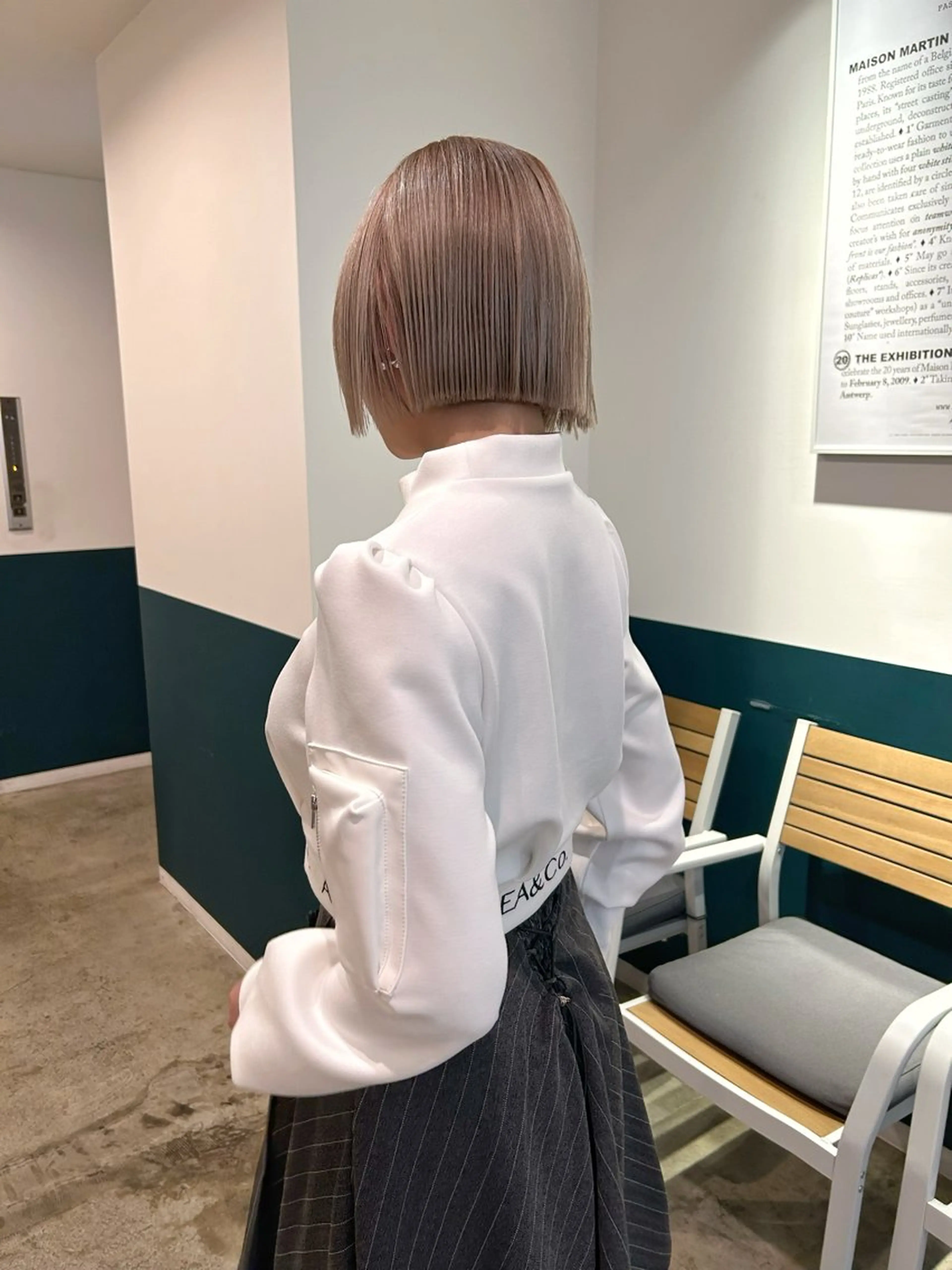 ショート カラー ベージュカラー ボブ カット ヘアカラー カラーリスト菅野 竜矢🌈のヘアスタイル