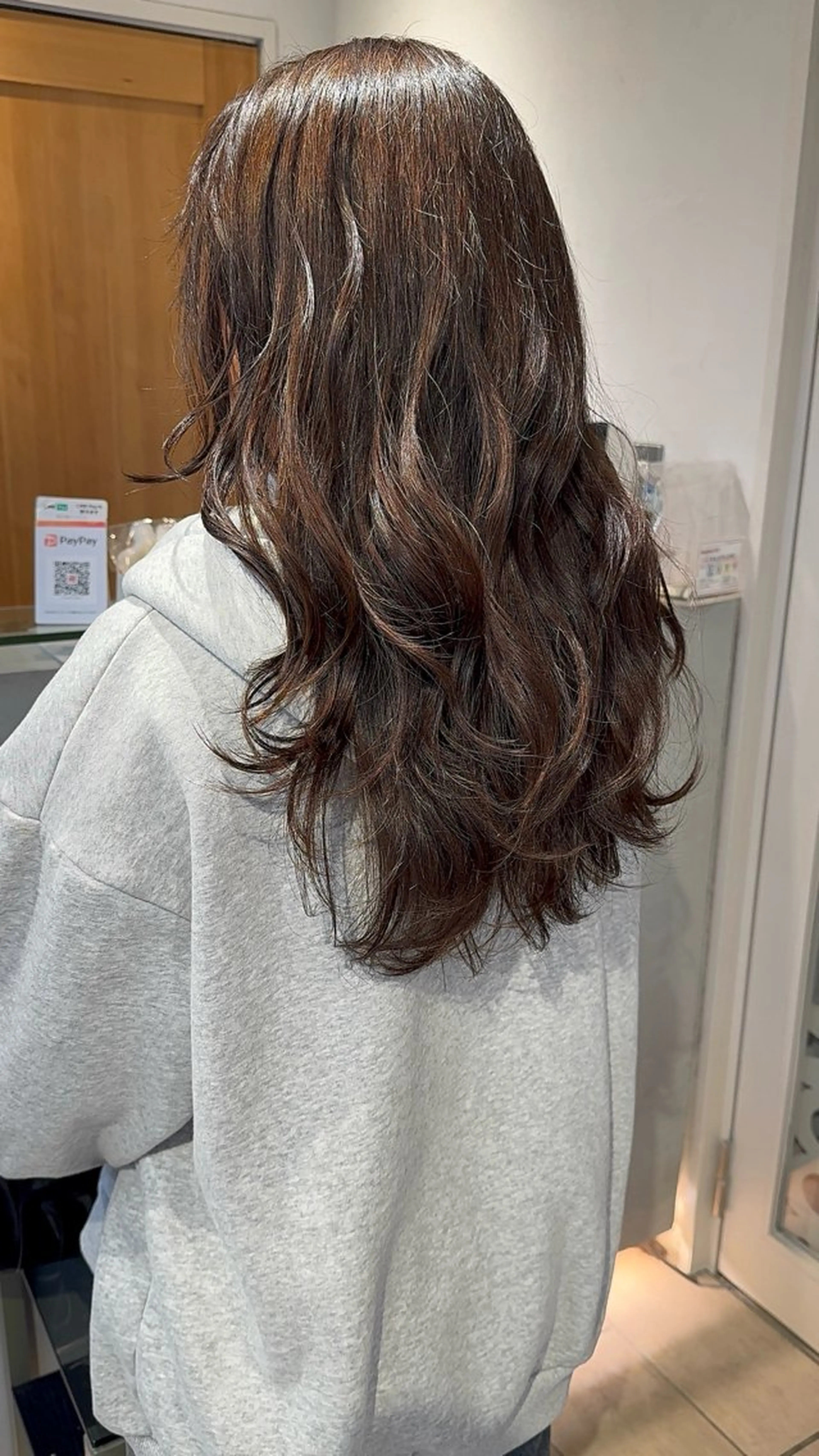 ロング カラー ベージュカラー 透明感カラー 韓国風カラー ラベンダーカラー ラベンダーピンク ヘアカラー 樋口 将輝のヘアスタイル
