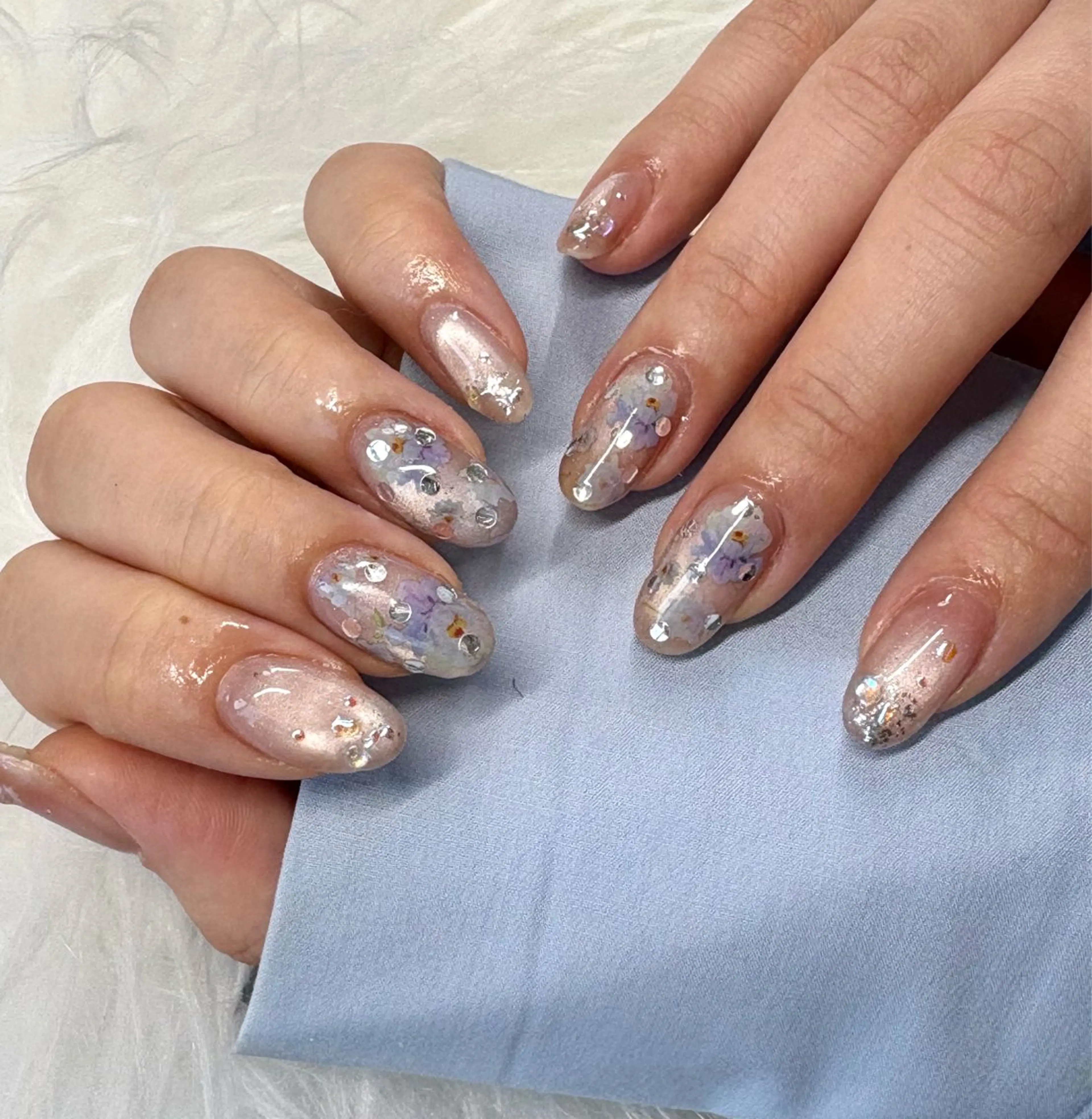 ネイル ドット フラワーネイル 春ネイル ハンドネイル フットネイル chai大阪上本町 sayakaのネイルデザイン