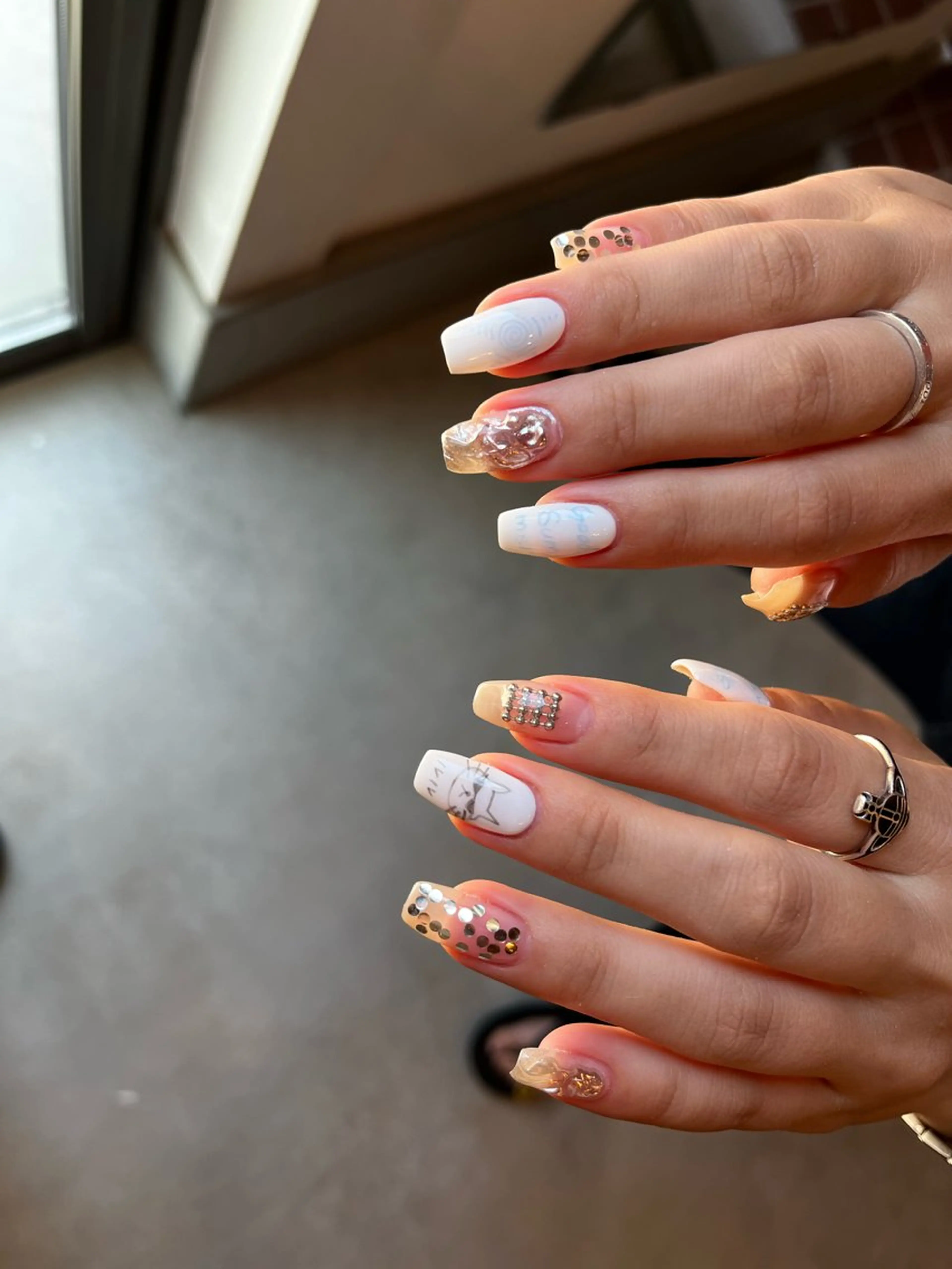 ネイル aiu  ｱｲﾕｰ ちひろのネイルデザイン