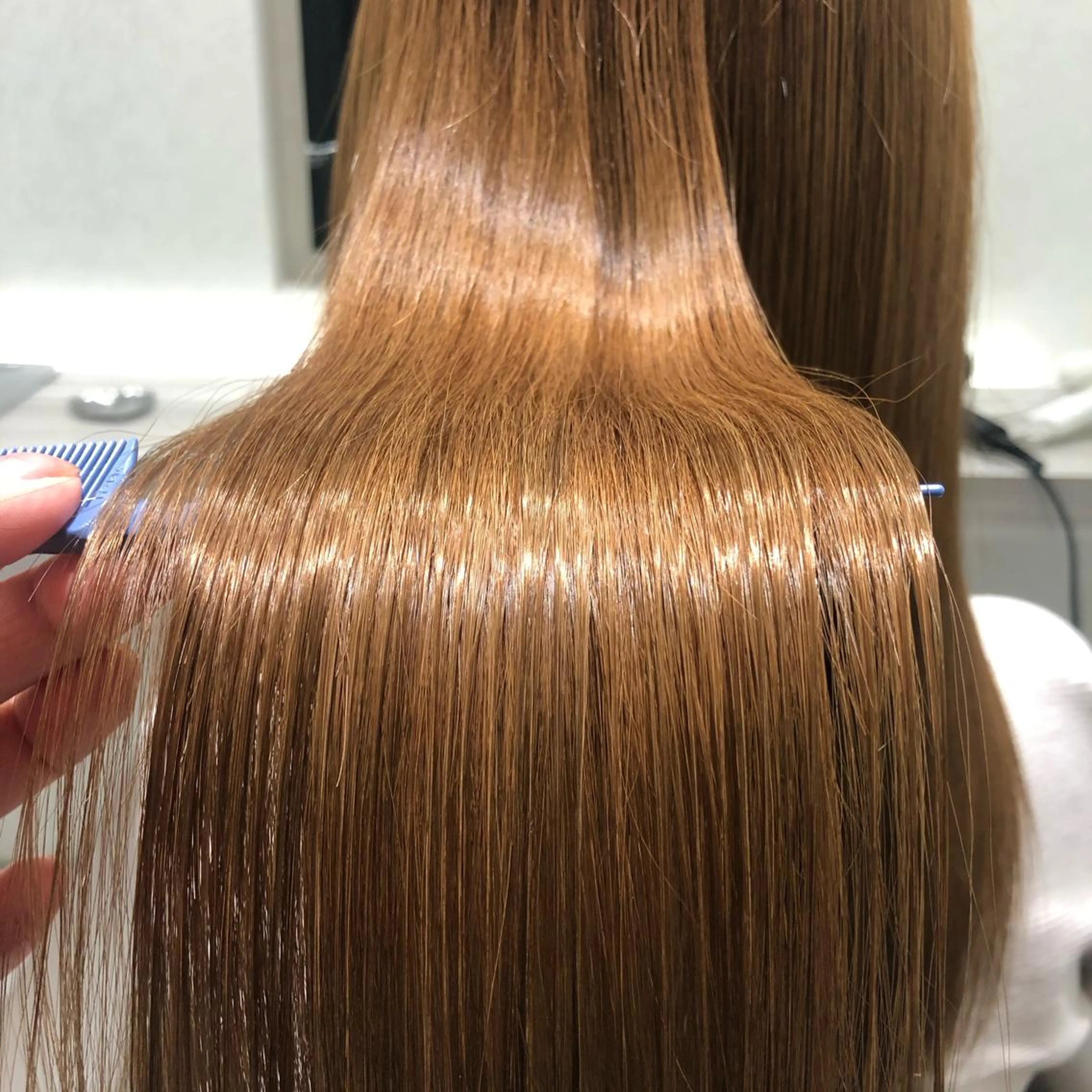 ロング カラー ムトウセイマ/ 縮毛矯正/ブリーチのヘアスタイル