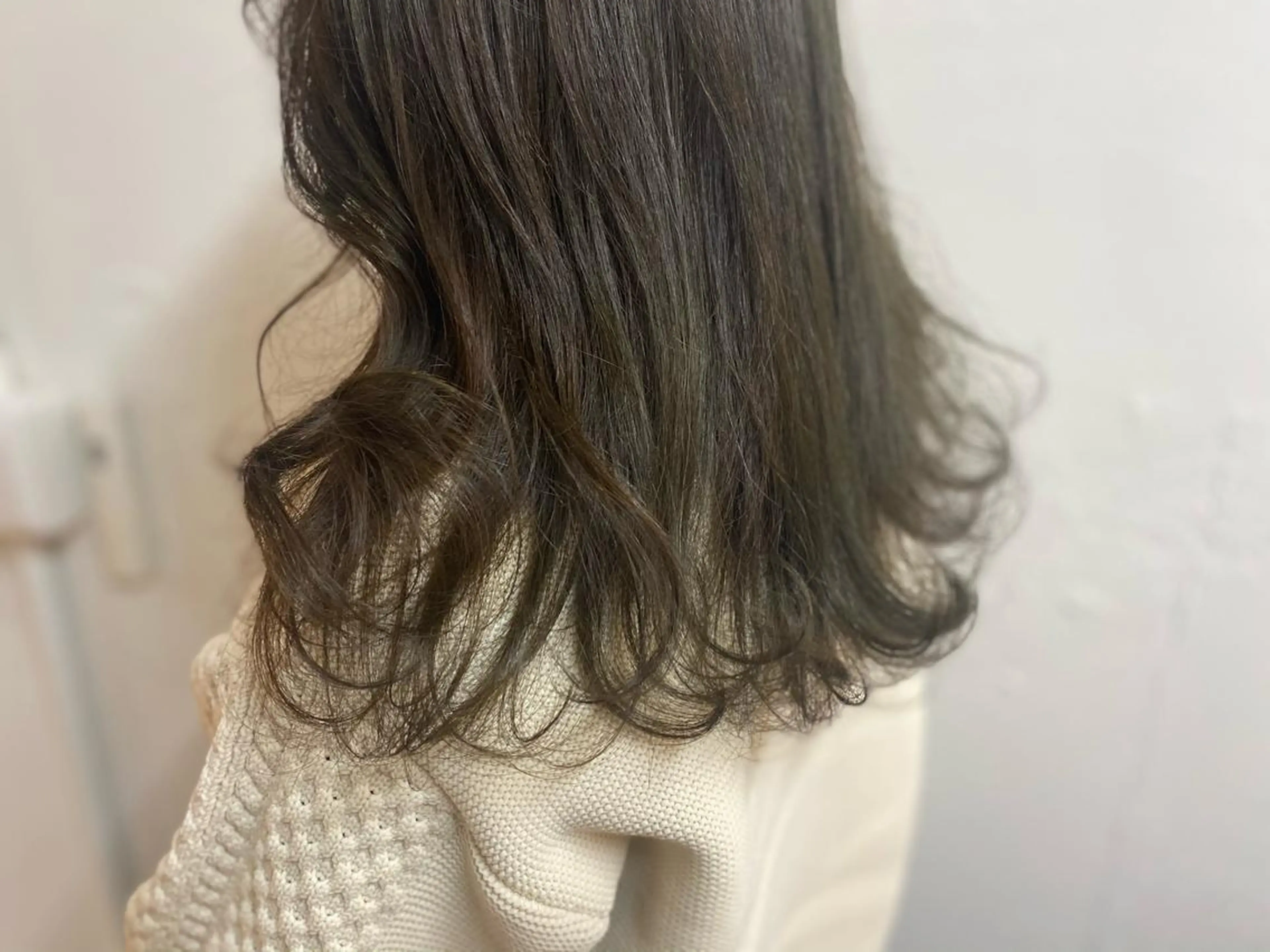 セミロング カラー Grande Luce所属・新店舗🌟美髪矯正 🌟三塚有紀子のヘアスタイル
