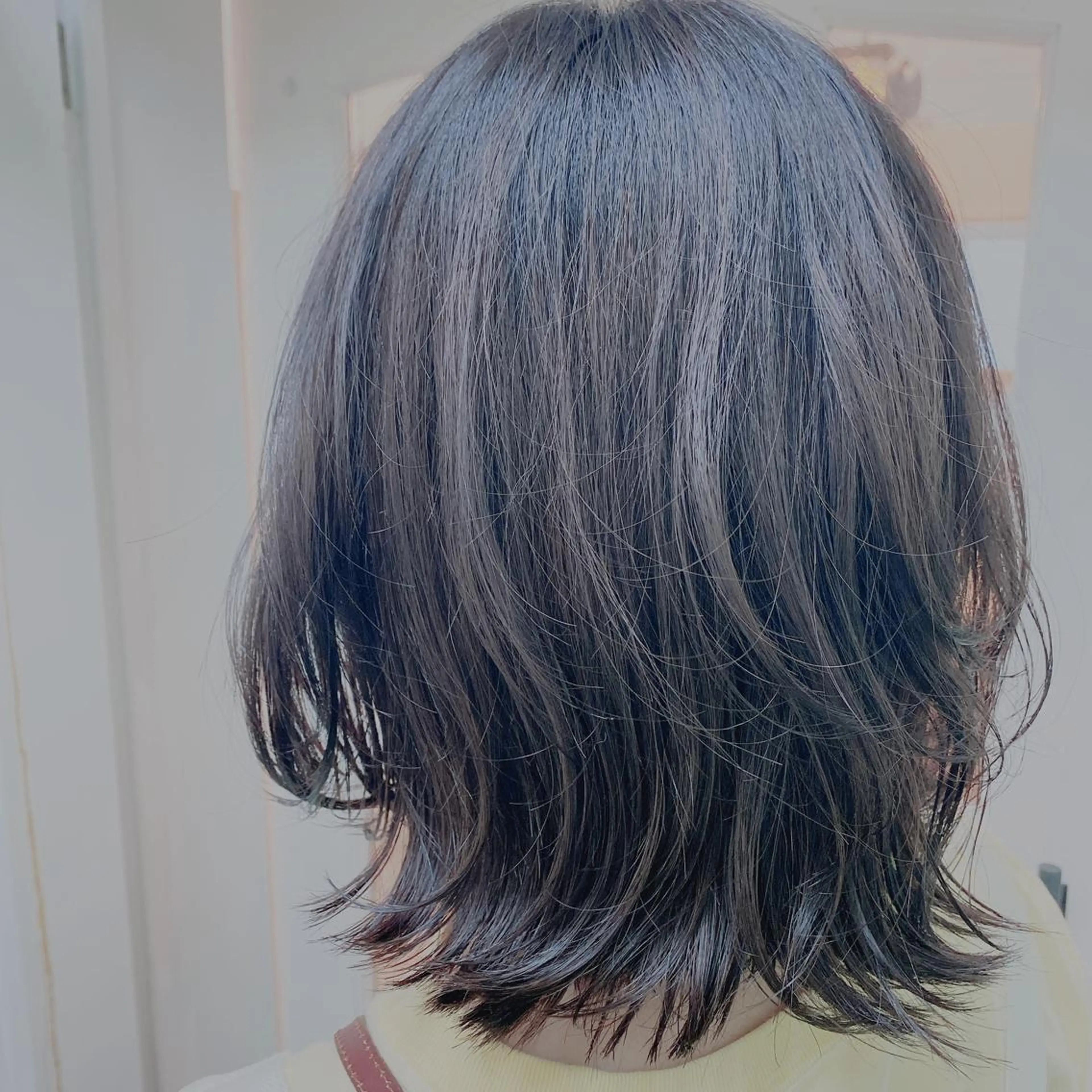 ミディアム カラー カット ヘアカラー トリートメント オオネザワ ユカのヘアスタイル