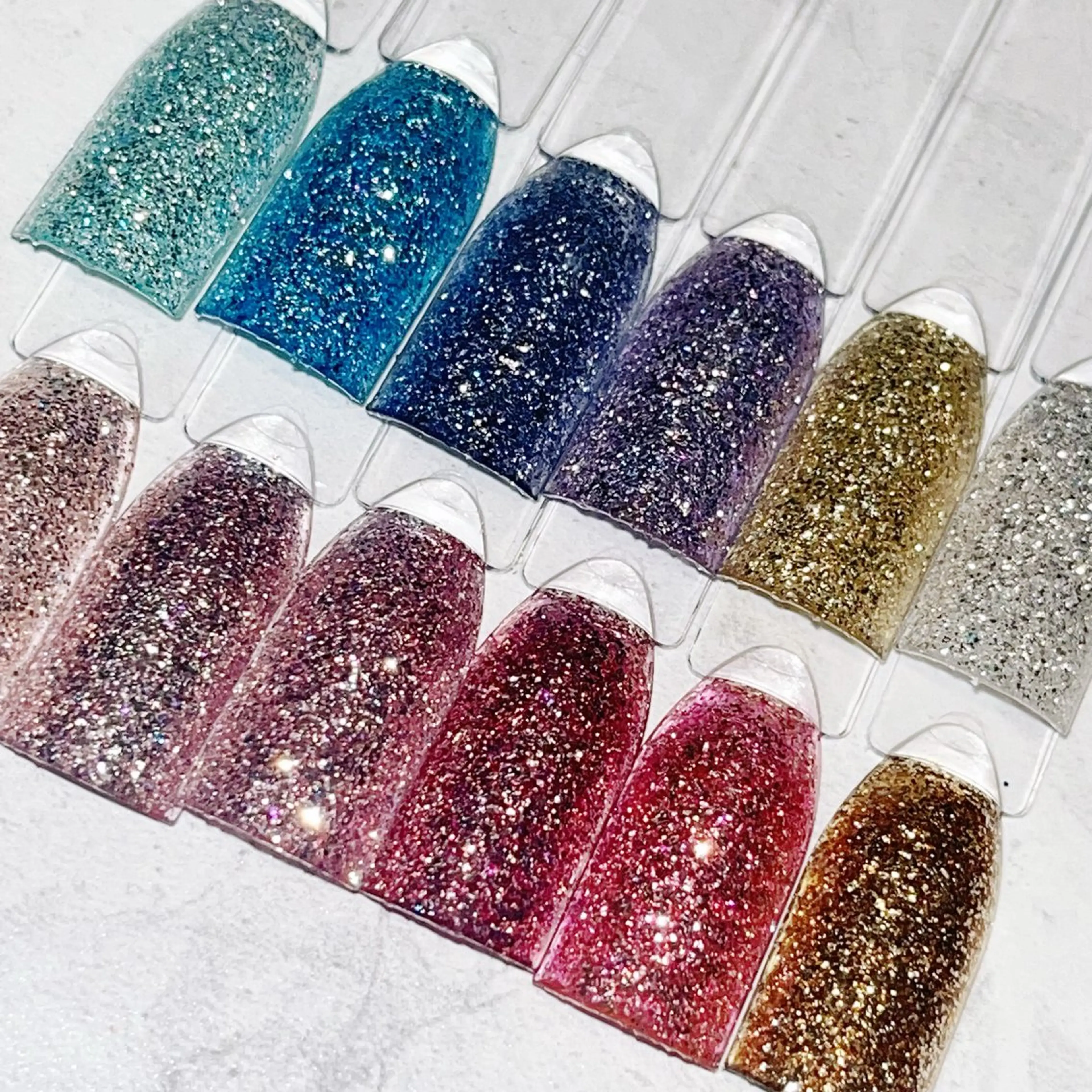 ネイル フラッシュネイル ハンドネイル 井上 友美のマツエク・マツパデザイン