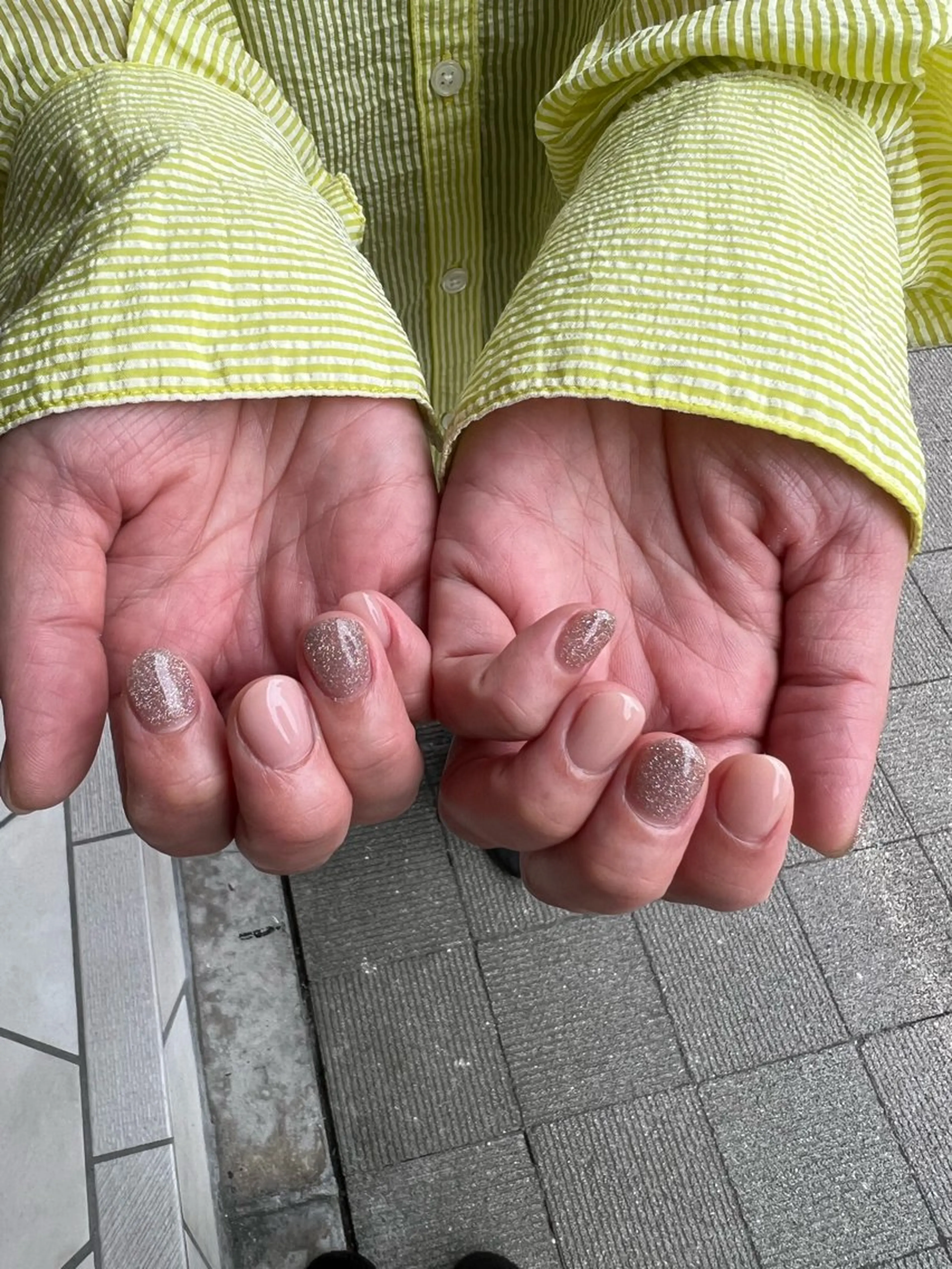 ネイル シンプルネイル Rommy Arisaのネイルデザイン