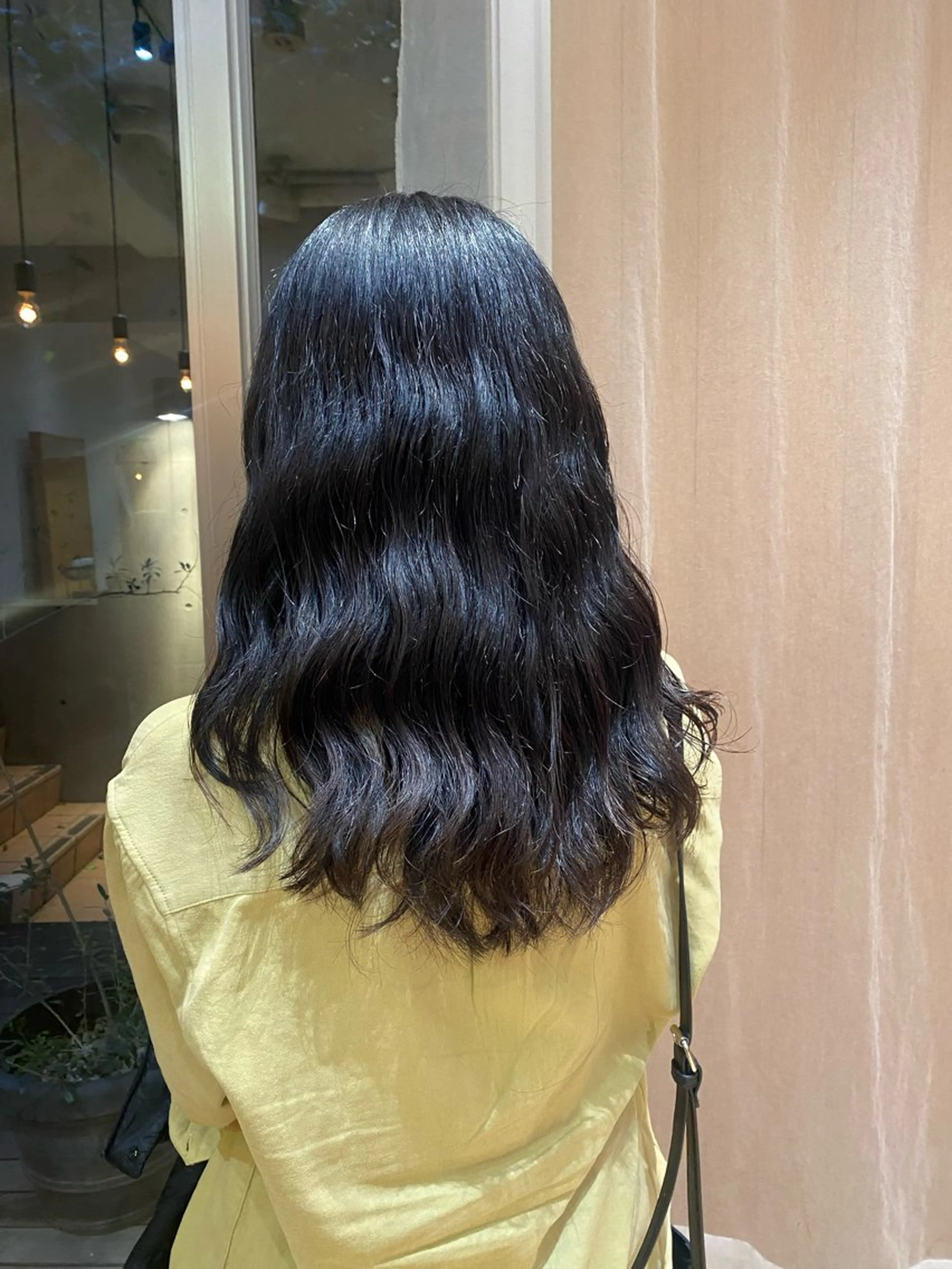 セミロング カット パーマ トリートメント 大人可愛い♡コテ巻き パーマ🌼杉田 萌恵のヘアスタイル