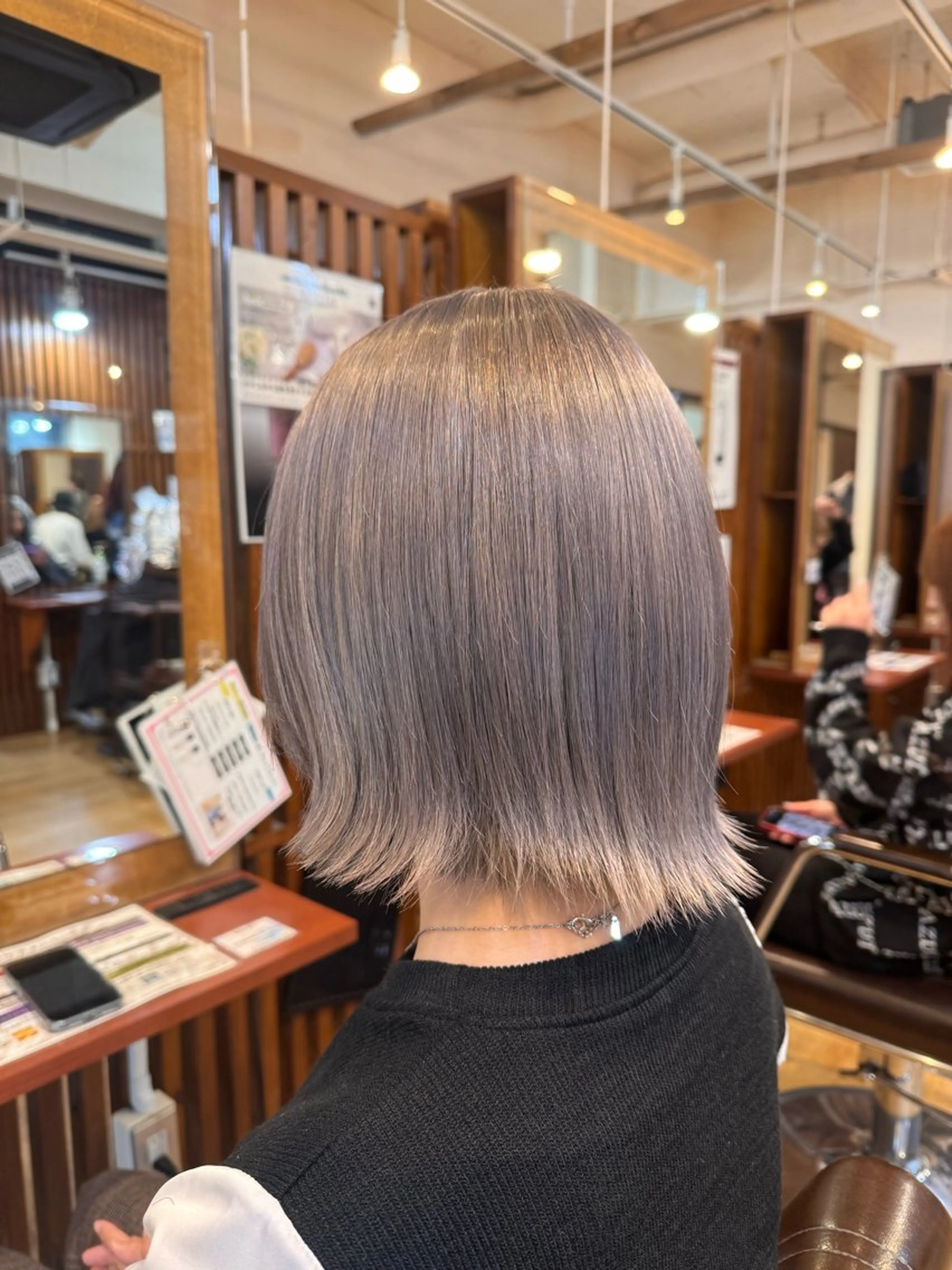 ミディアム カラー カット ヘアカラー ルーツ/ デザイン/ ハイトーン/おこのぎのヘアスタイル