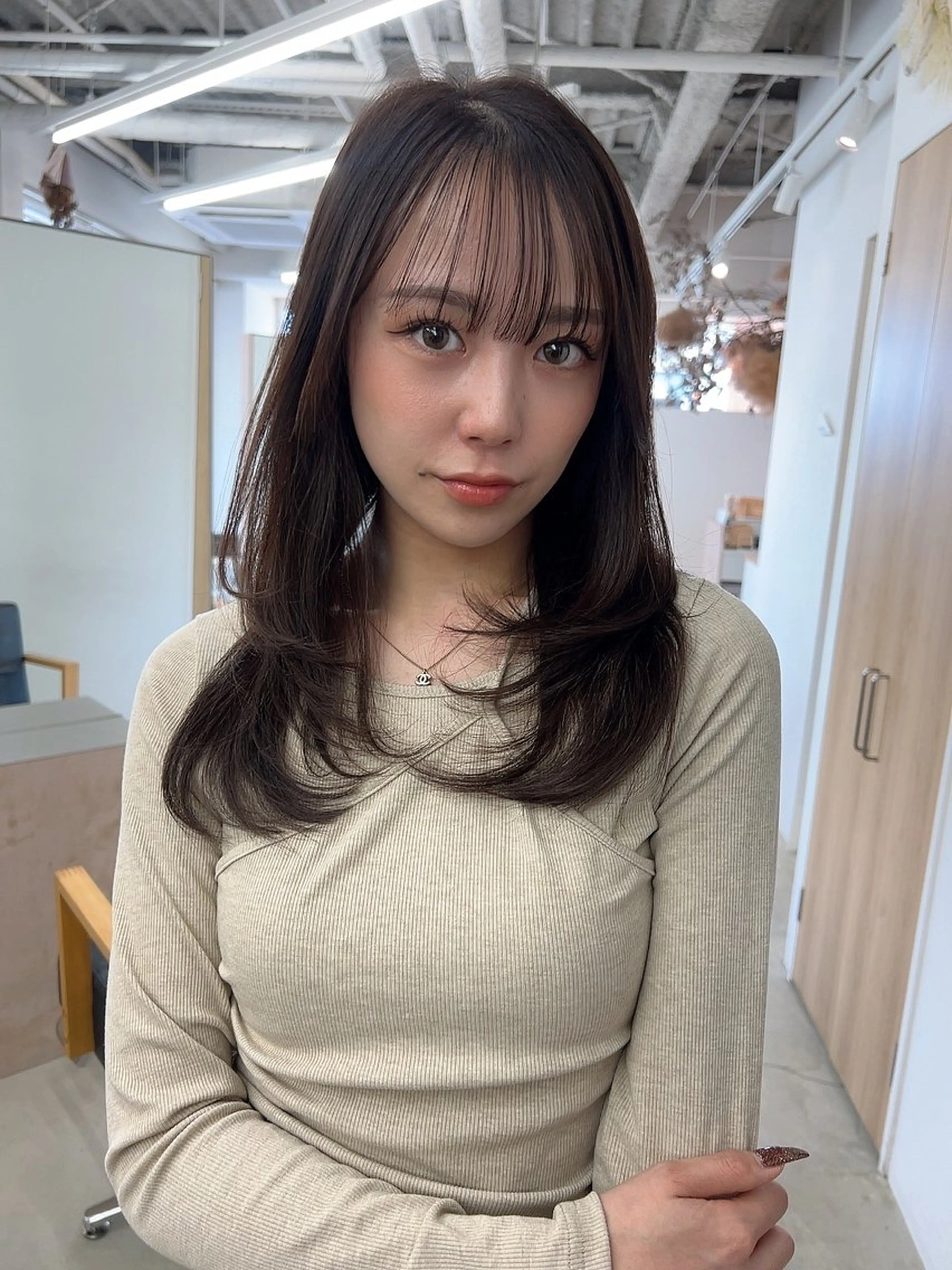 ロング レイヤーカット カット ヘアカラー トリートメント vince. moekoのヘアスタイル