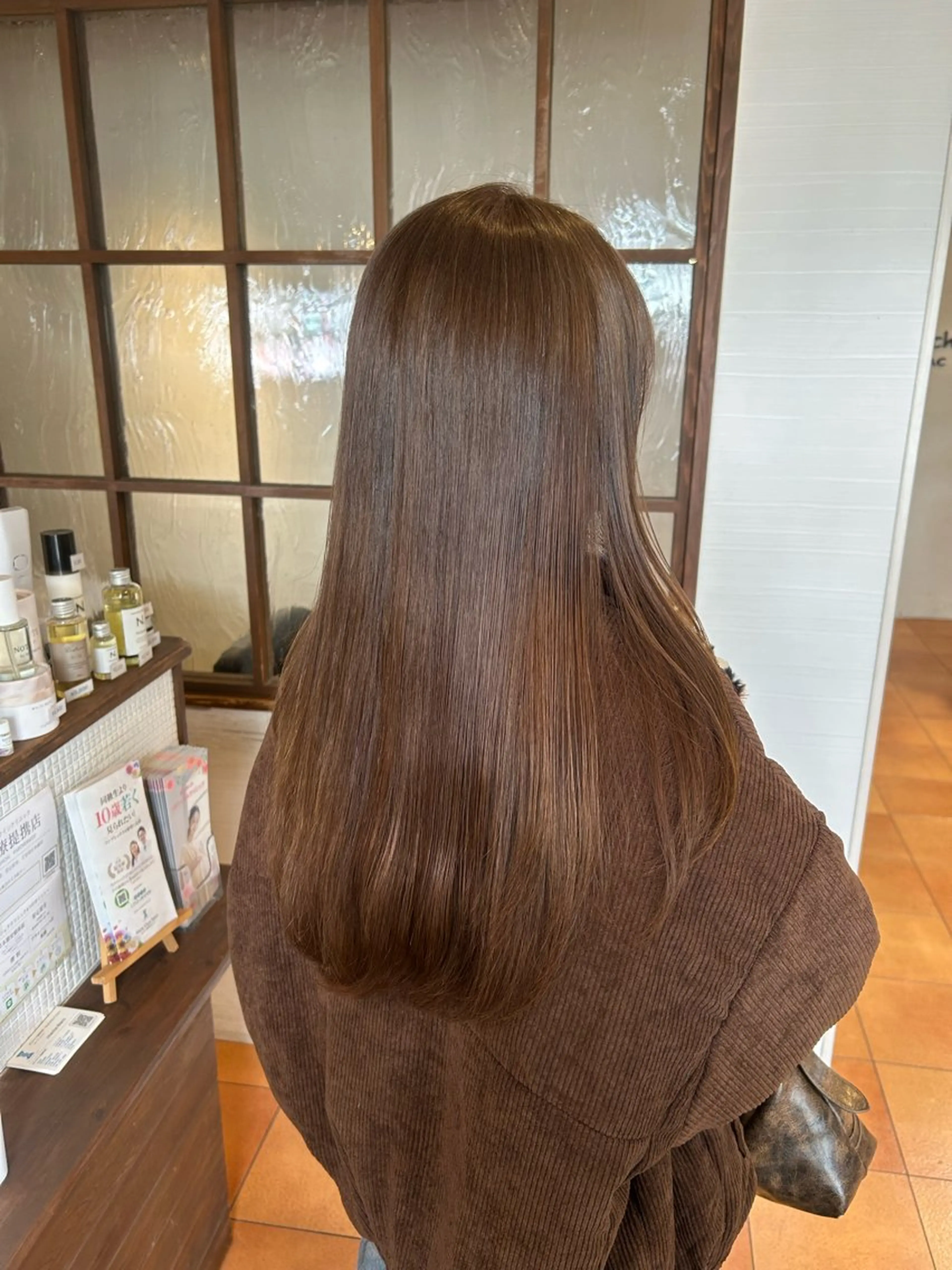 ロング カラー ベージュカラー オリーブベージュ ヘアカラー 徳永　髪質改善 縮毛矯正のヘアスタイル
