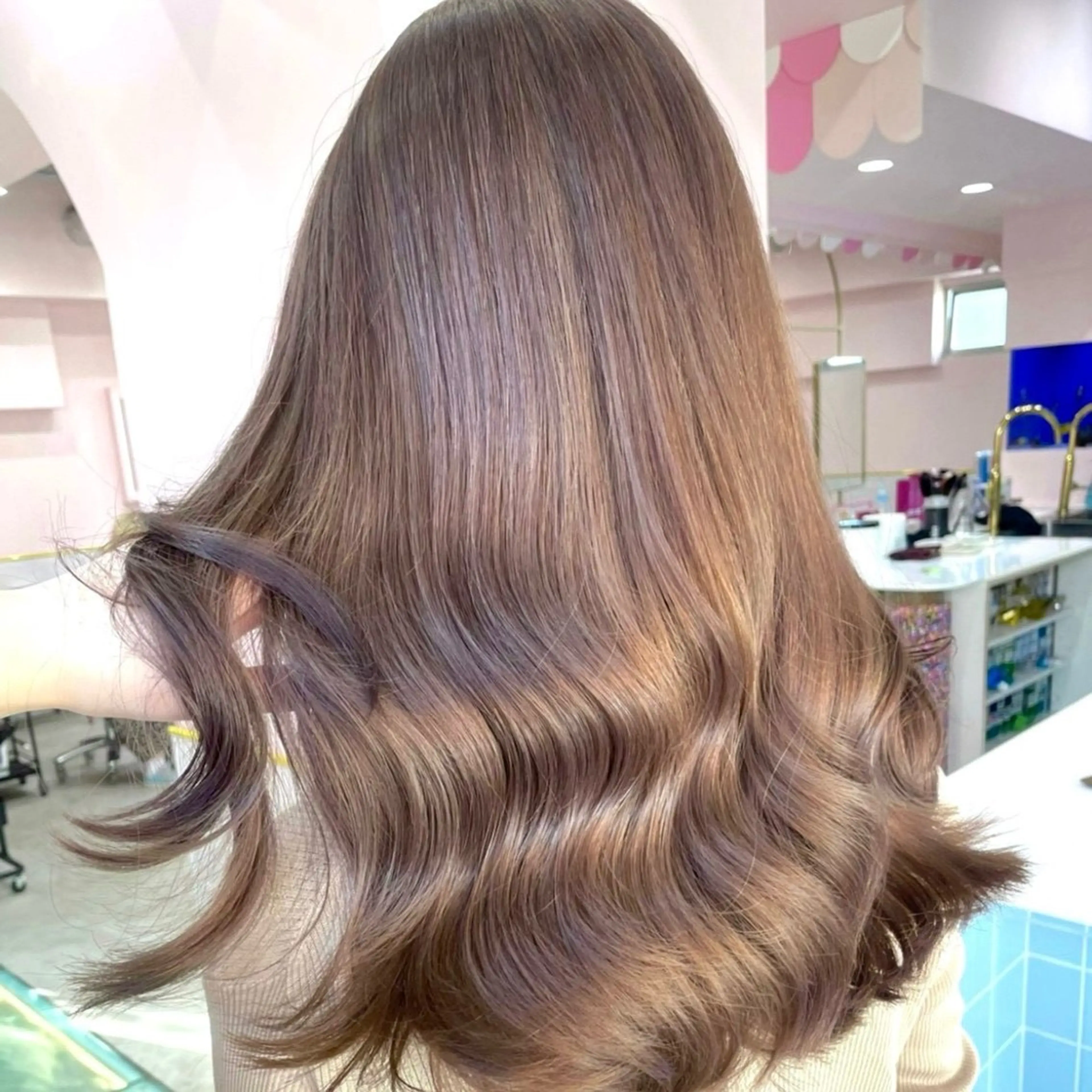 ロング カラー ヘアアレンジ ヘアカラー トリートメント 似合わせハイトーン 🩰/渡邉日向🕊のヘアスタイル