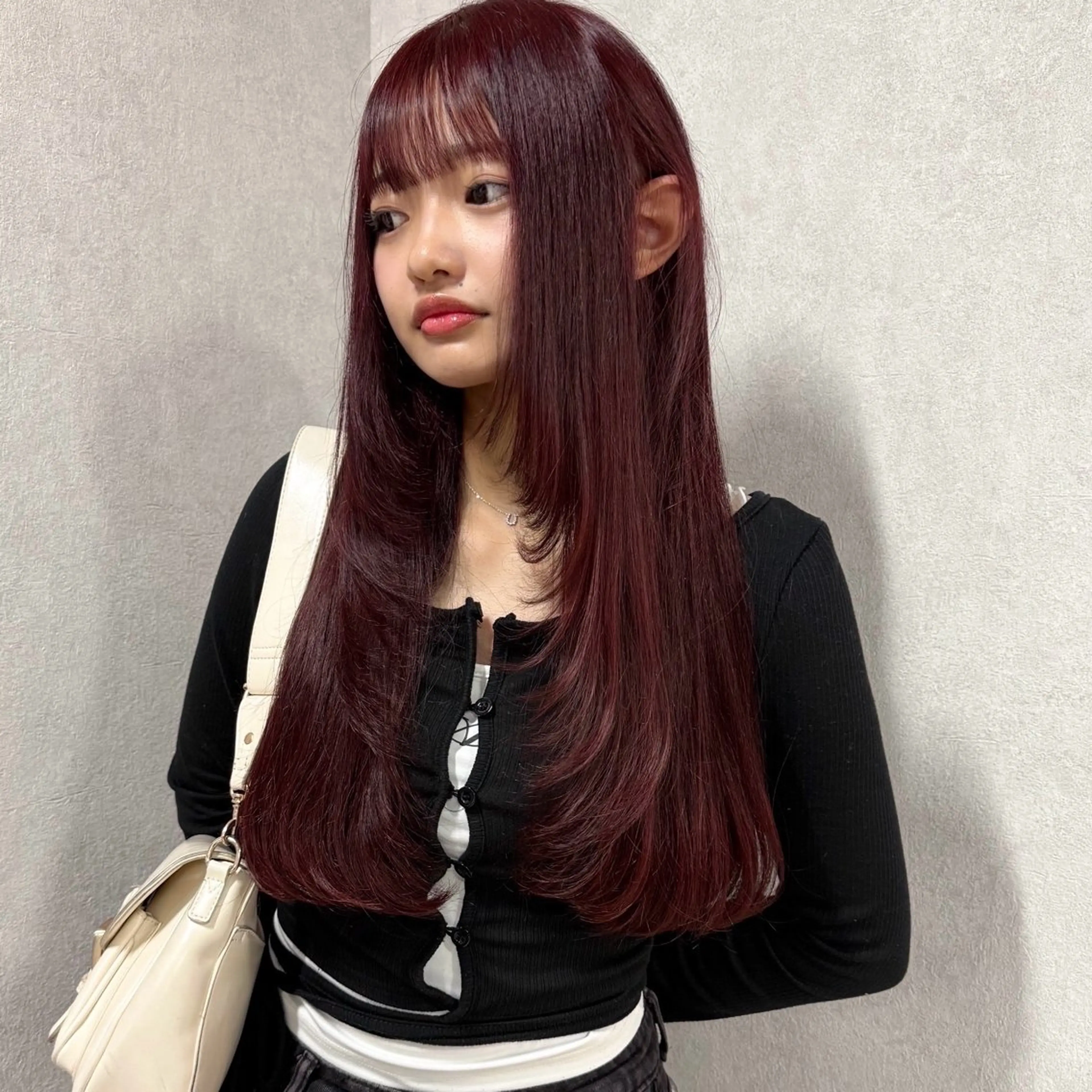 ロング カラー レッドカラー レイヤーカット カット ヘアカラー 🎀ミルクティー/暖 色×レイヤー/マリアのヘアスタイル