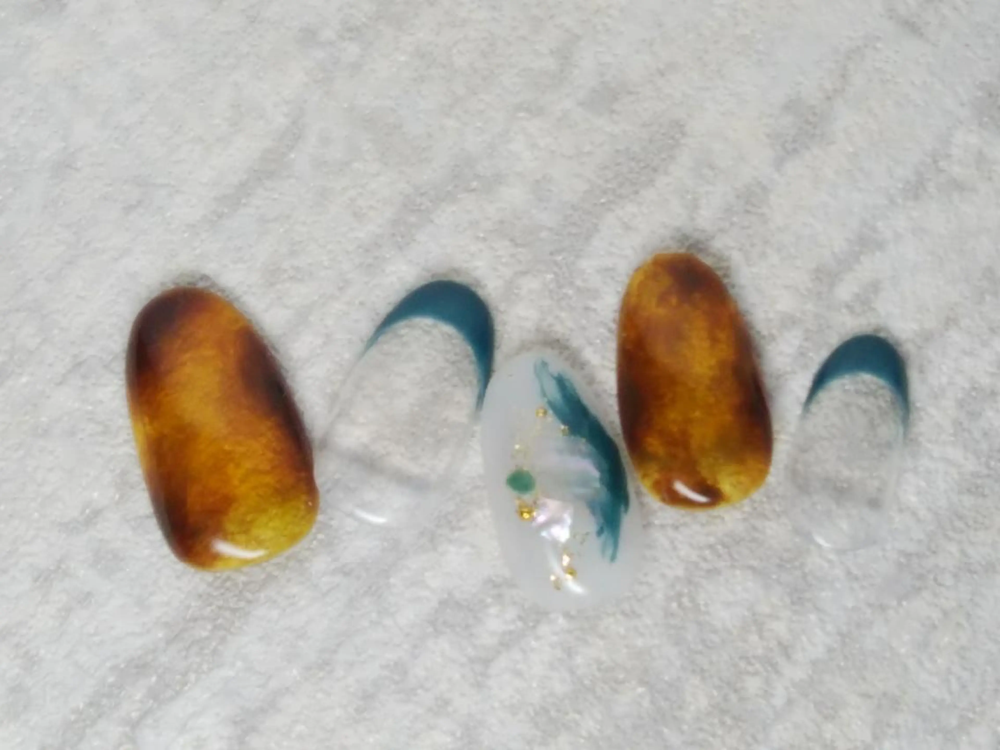 ネイル ハンドネイル リラクゼーション＆ネイル仙殊~センジュ~所属・senju 　のネイルデザイン