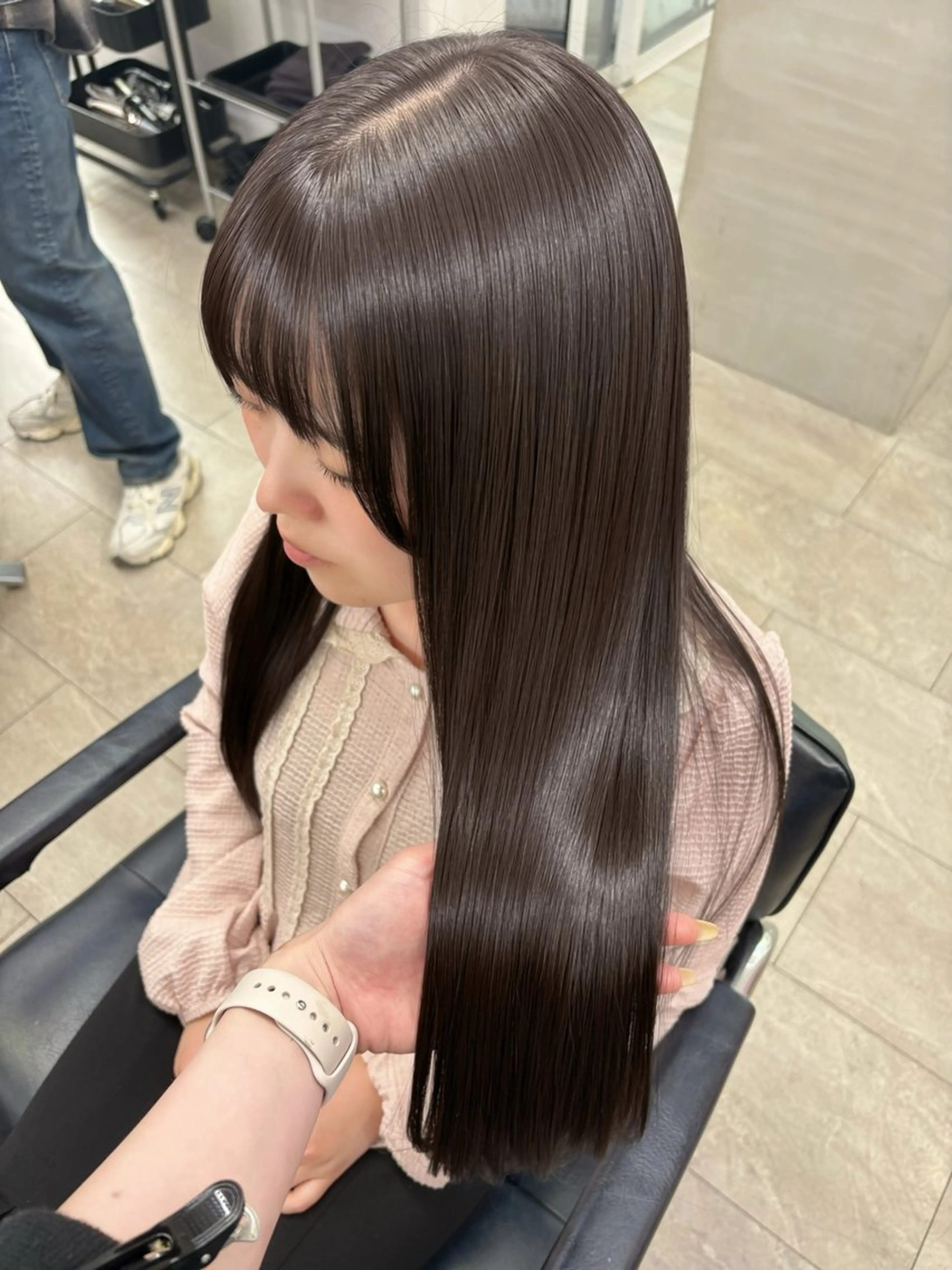 ロング カット ヘアカラー HASHI AYAKAのヘアスタイル