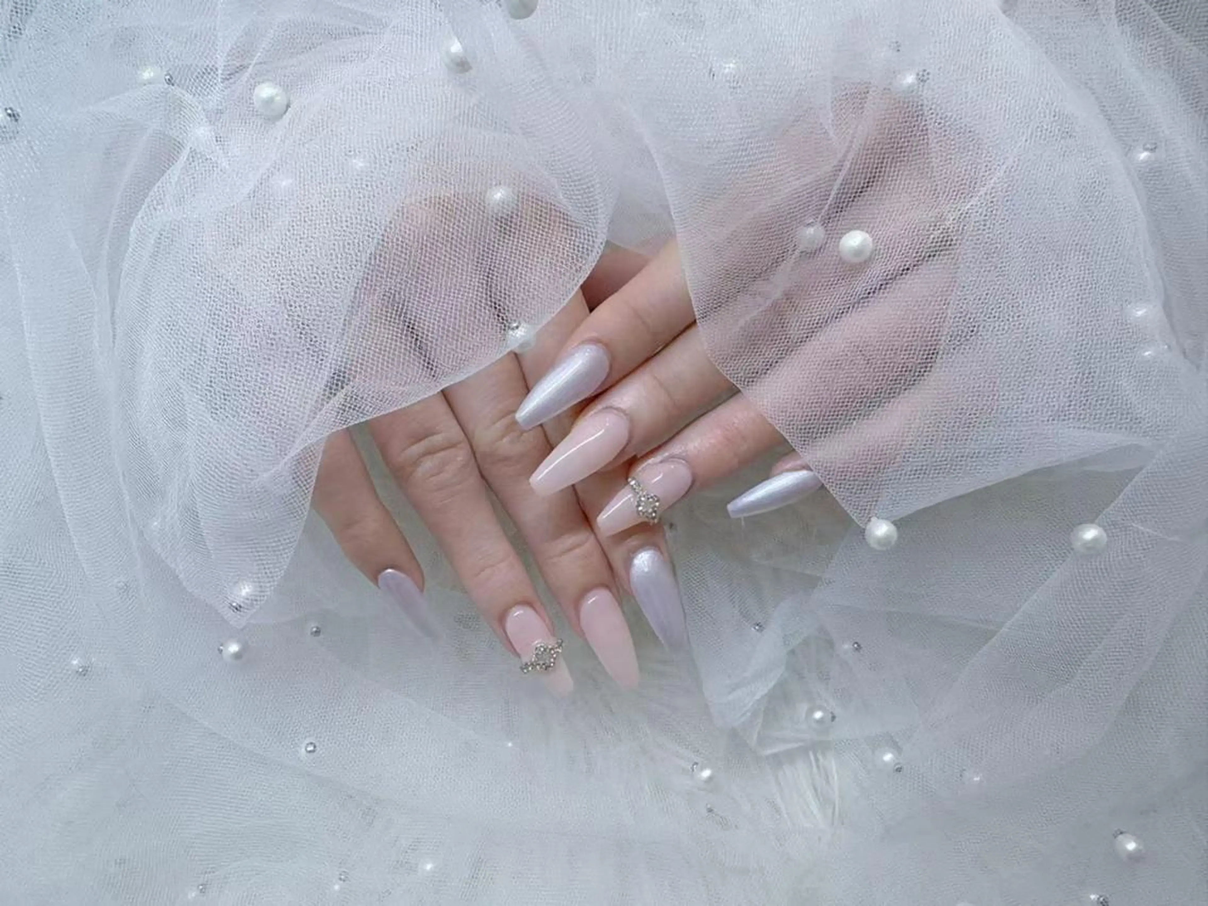 ネイル ハンドネイル ハンドケア The Nail💗 Ayaseのネイルデザイン