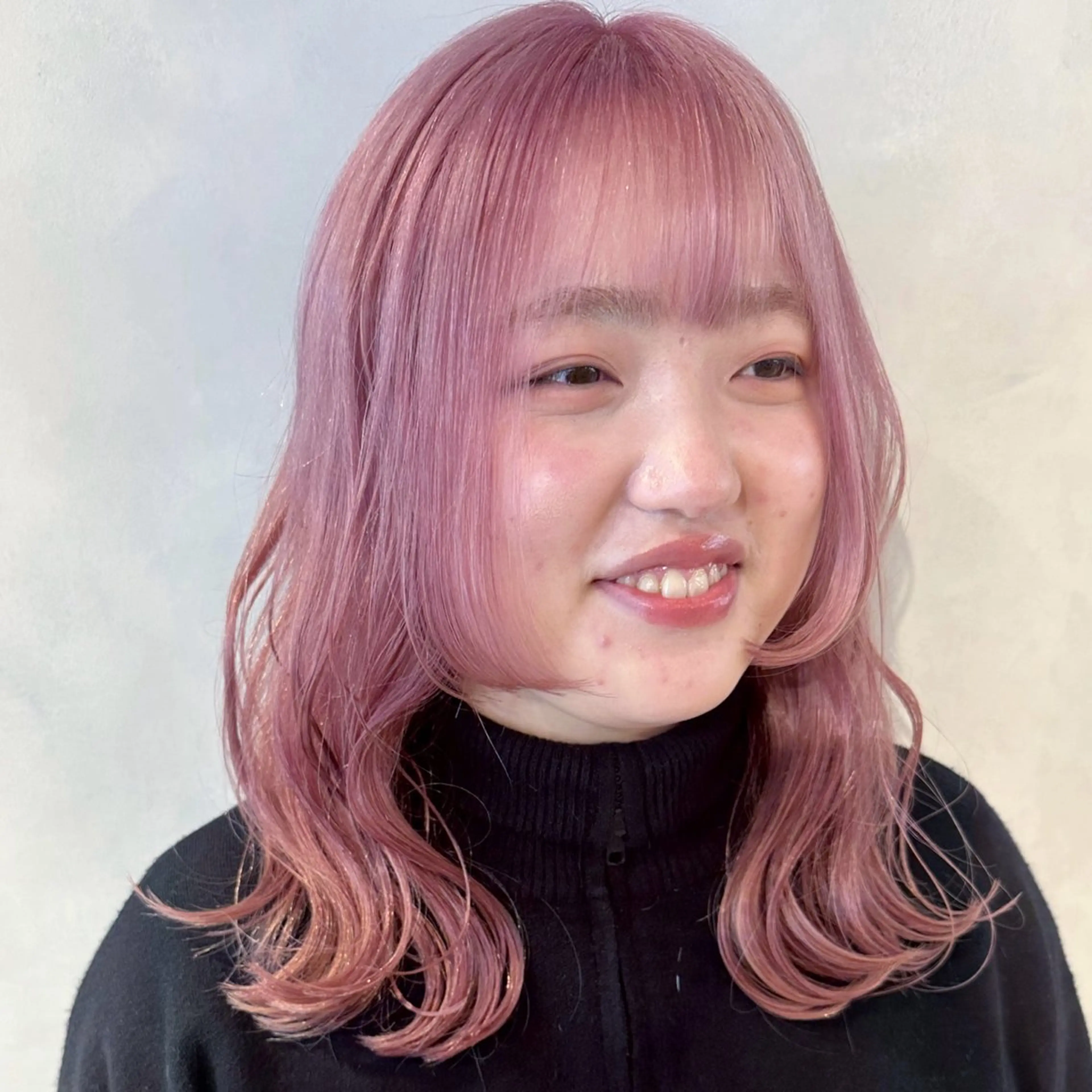 ミディアム カラー カット ヘアカラー トリートメント デザインカラー/パー マ🦖外岡咲希🦖のヘアスタイル