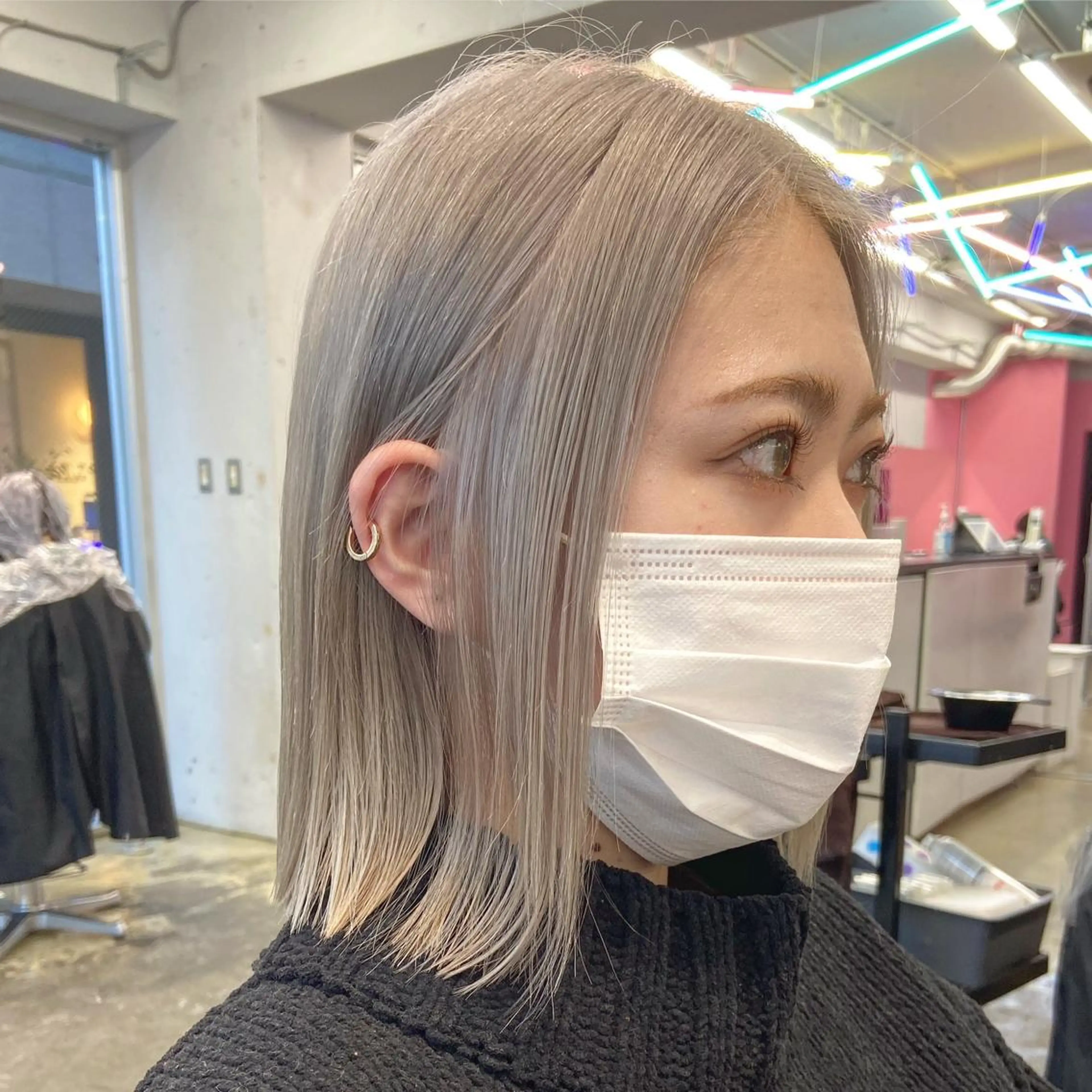 ミディアム カラー ヘアカラー トリートメント ハイトーンを育てる ブリーチカラー/牧原のヘアスタイル