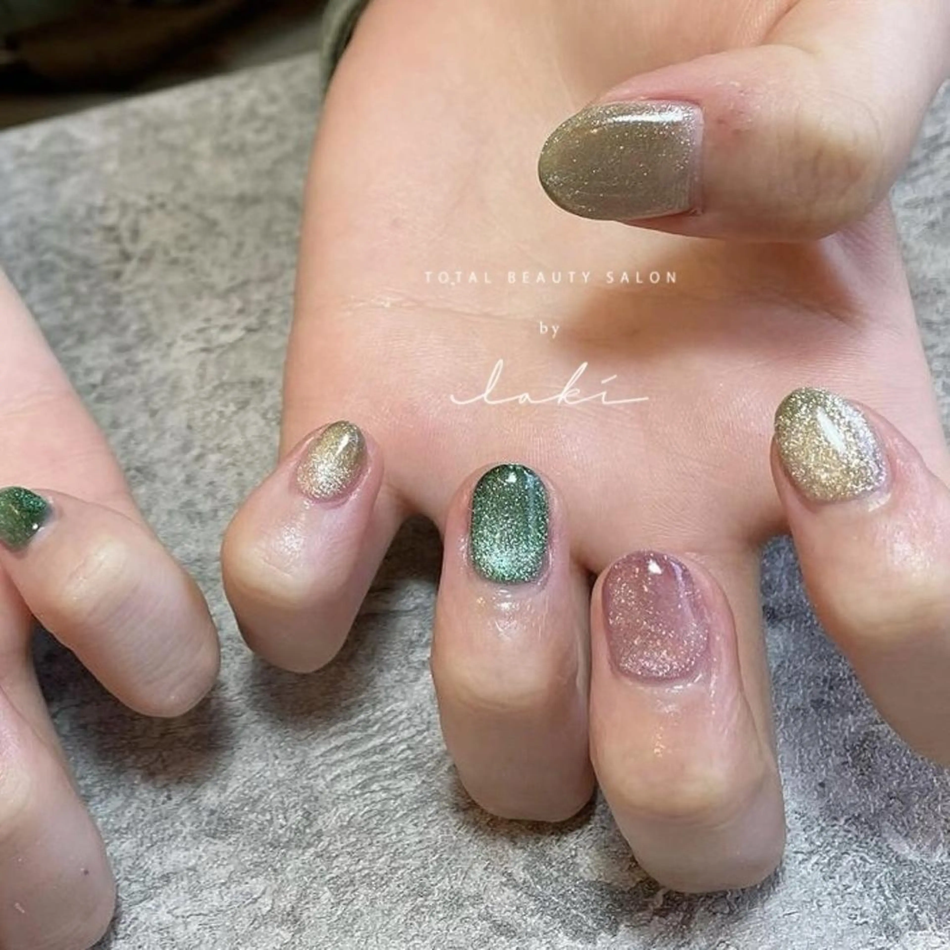 ネイル マグネットネイル ハンドネイル bylaki_ haruka(K)のネイルデザイン