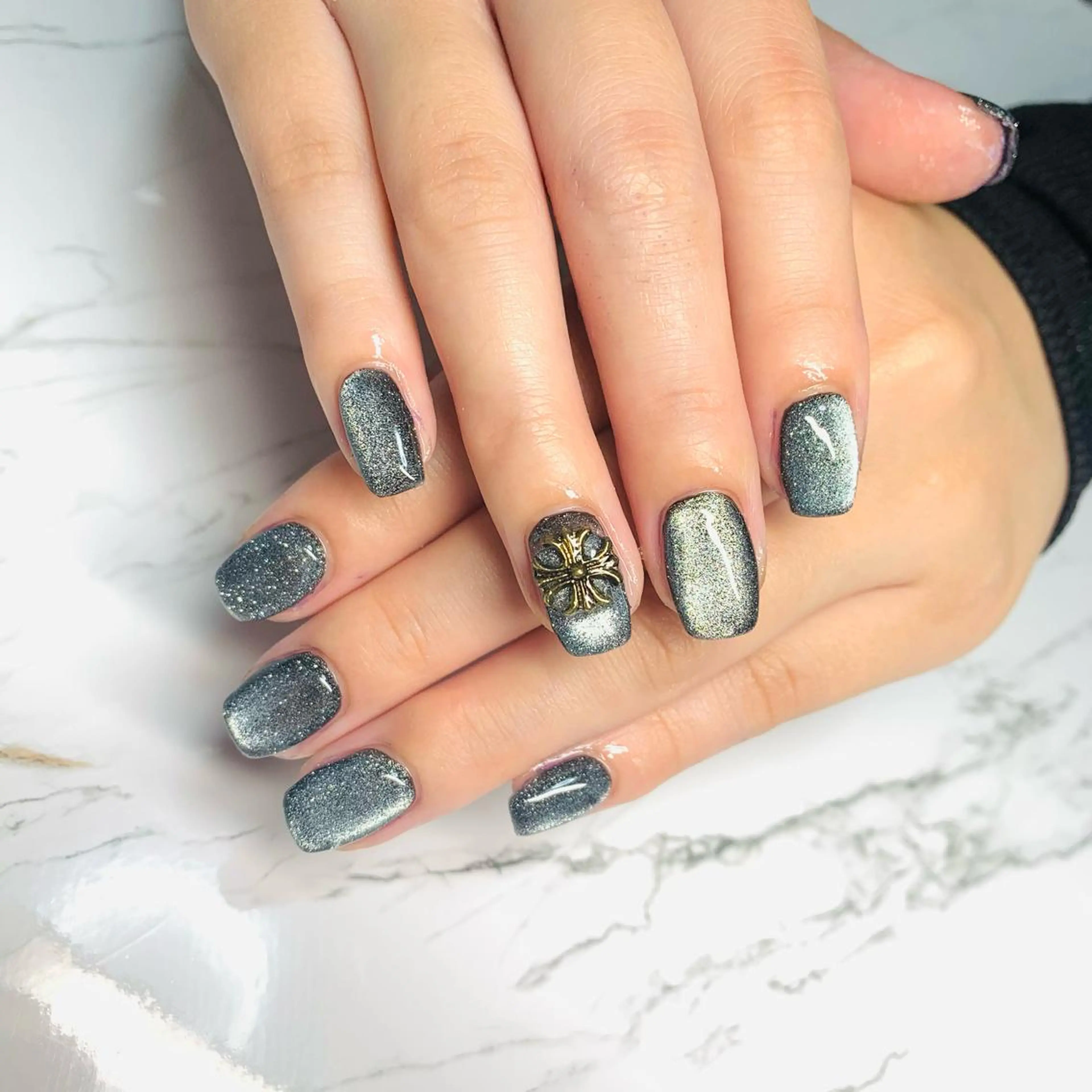 ネイル ジェルネイル マグネットネイル ワンカラーネイル パラジェル Nail&Eye Spina 琴美のマツエク・マツパデザイン