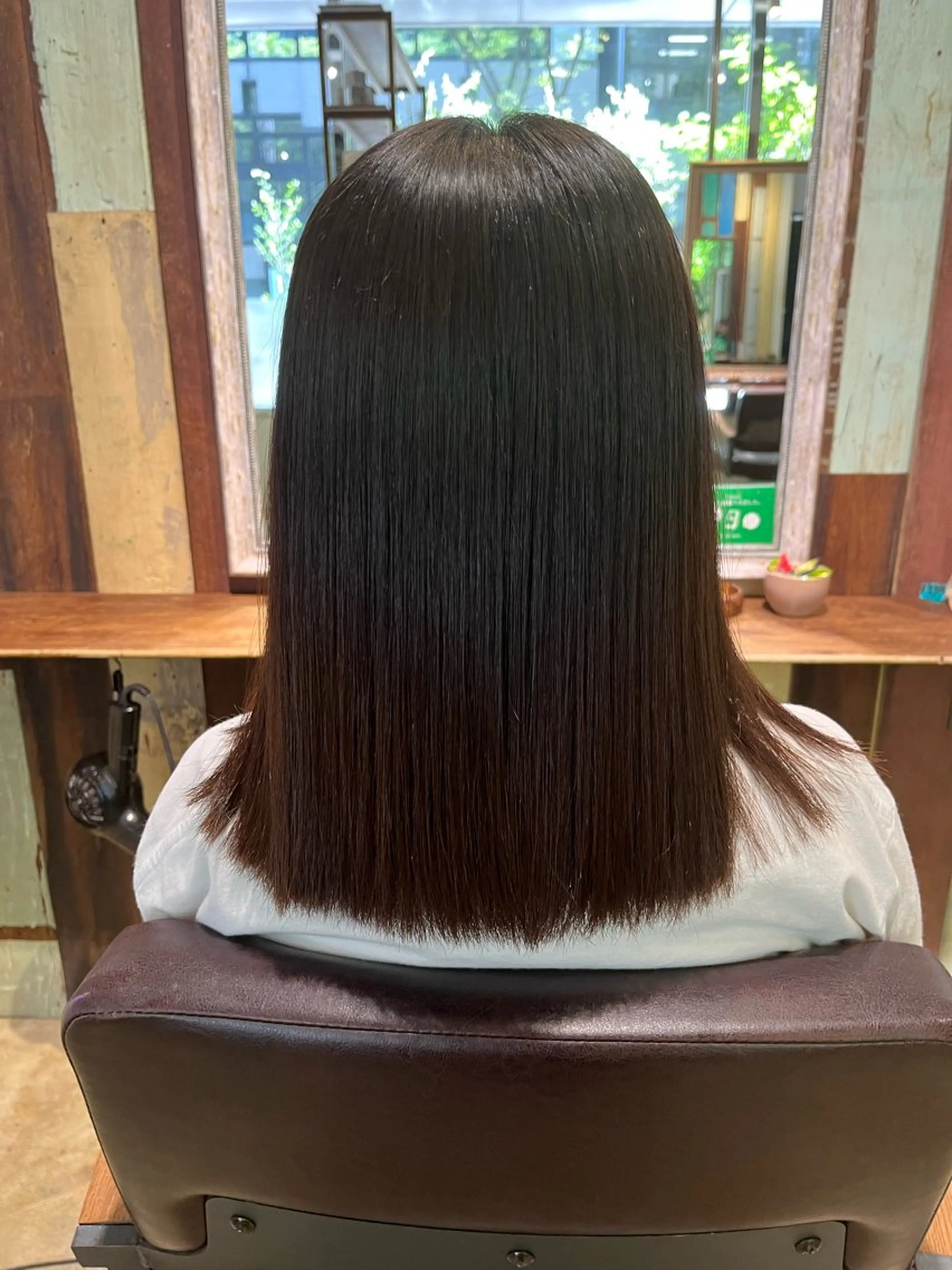 ミディアム 太田 渚遊のヘアスタイル