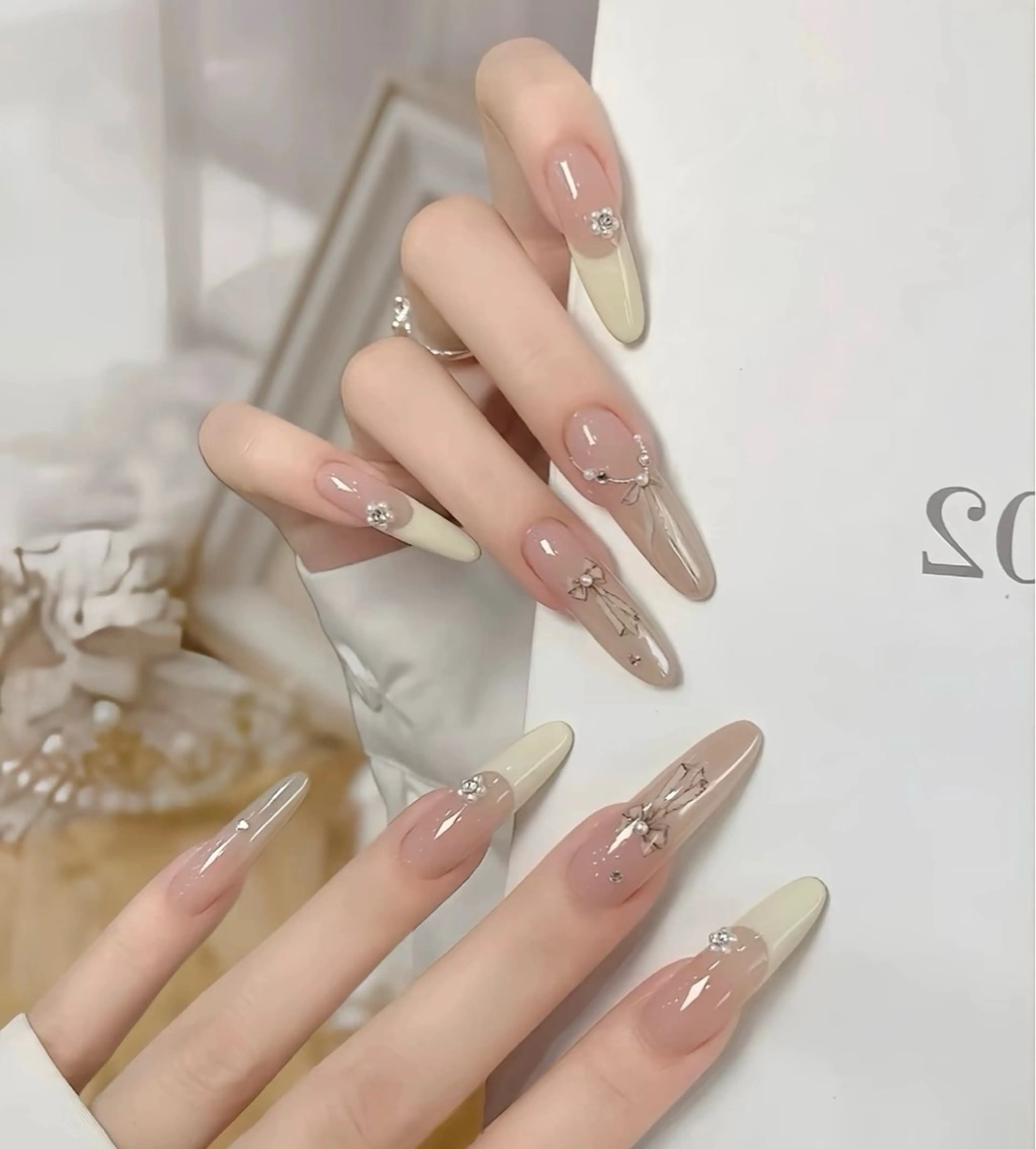 ネイル チークネイル 長さ出し フレンチネイル ガーリー 韓国ネイル sun nail池袋 モデル募集のネイルデザイン