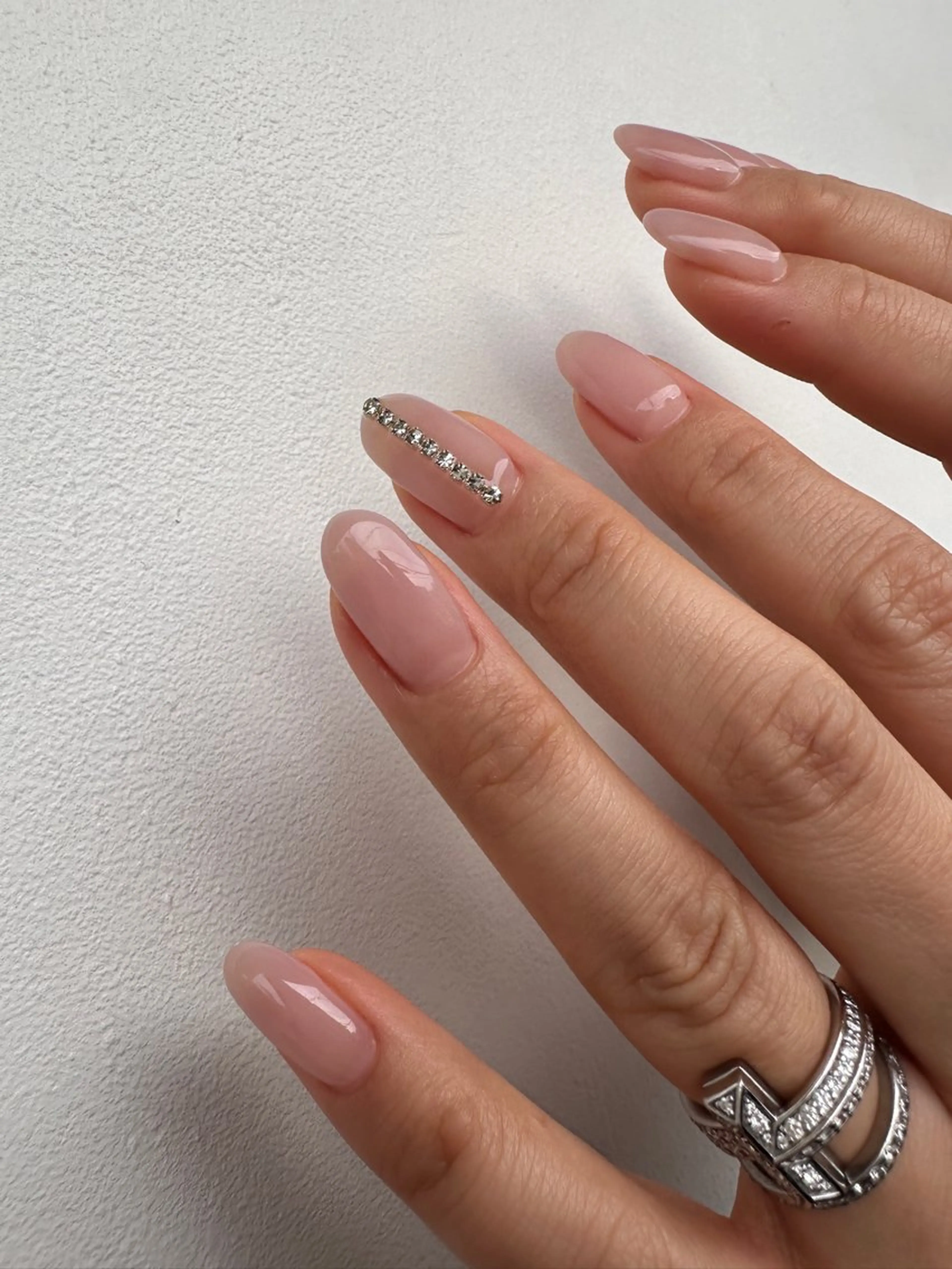 ネイル ハンドネイル ハンドケア sis nail 梅田　あい子のネイルデザイン