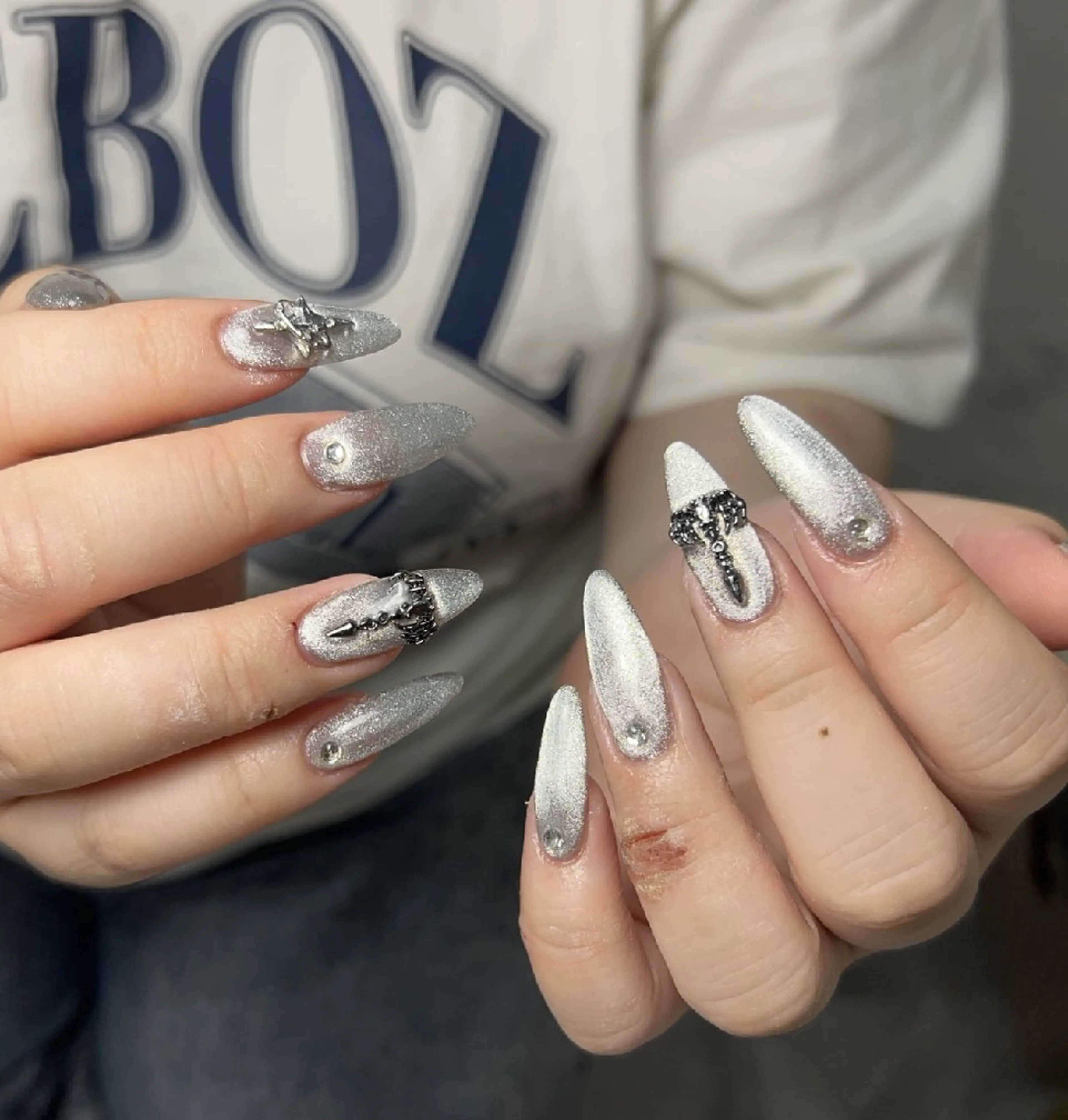 ネイル アートネイル フラワーネイル フットネイル ジェルネイル ガーリー ハンドネイル UM Nail Salonのネイルデザイン