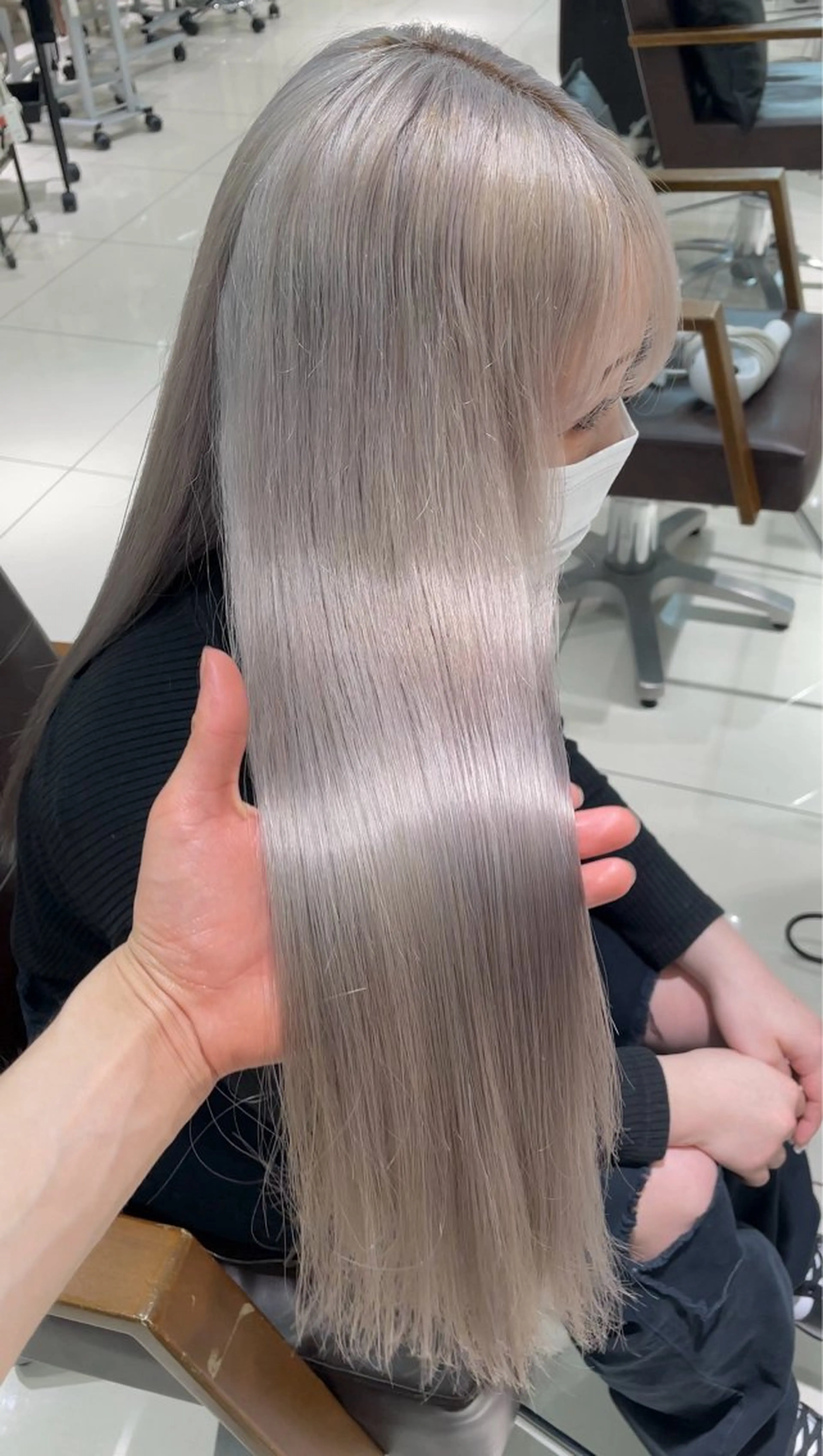 ロング カット ヘアカラー トリートメント 🩶ブリーチ/ レイヤー🩶フミカのヘアスタイル