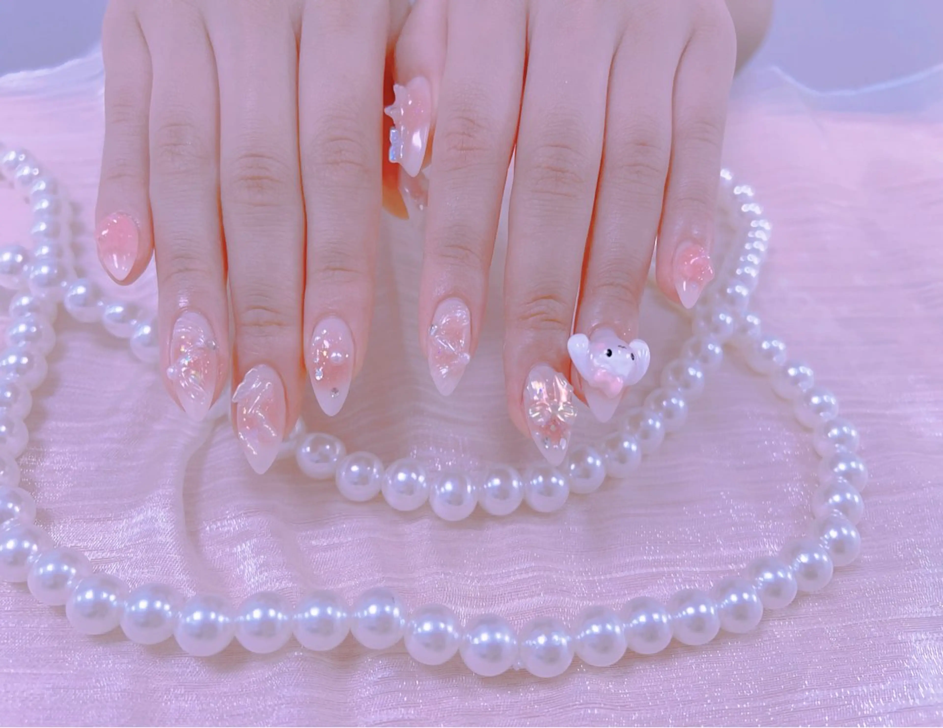 ネイル はぴねす所属・横浜 美夢のネイルデザイン