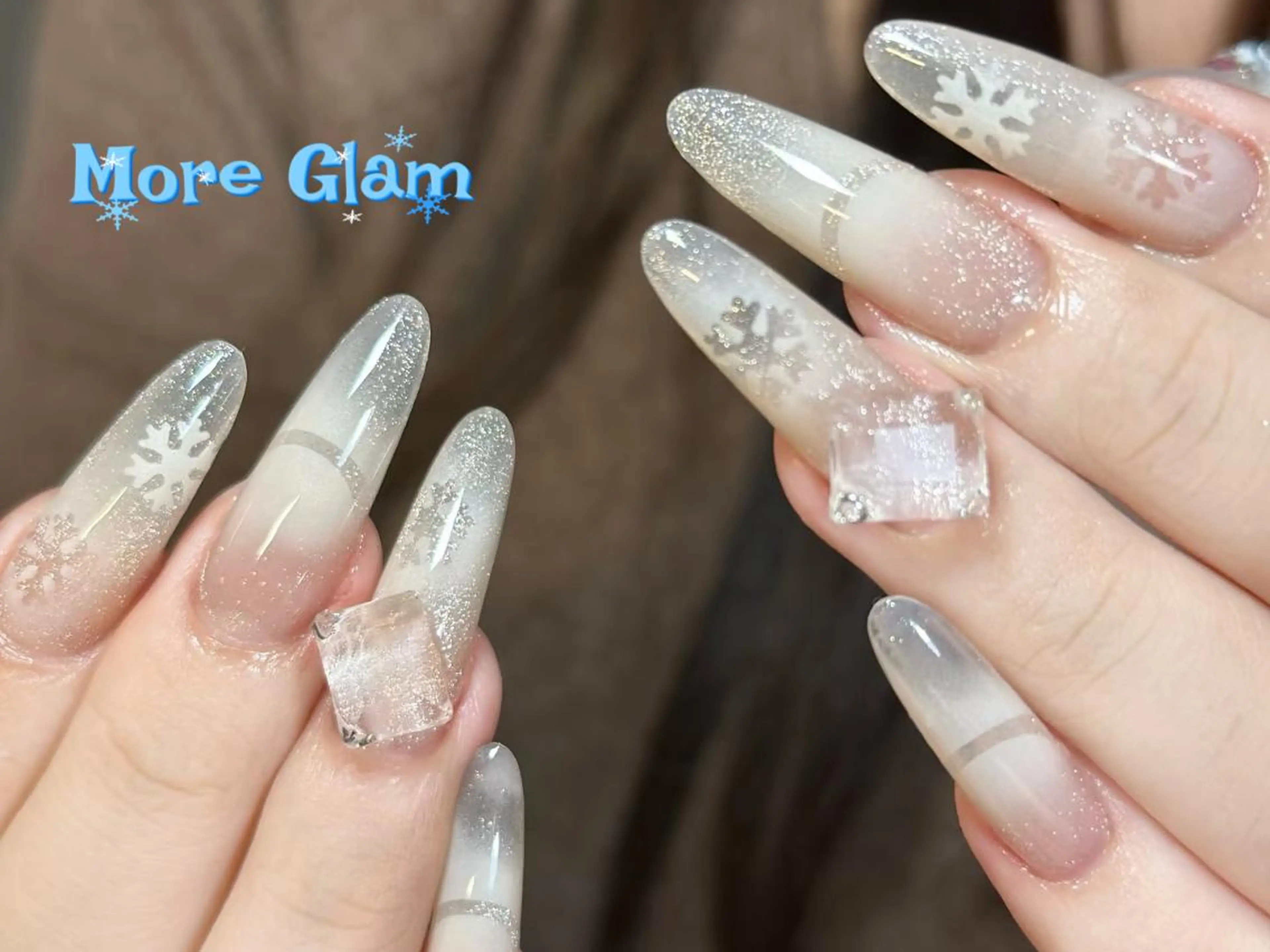ネイル 長さ出し フットネイル フレンチネイル ジェルネイル ガラスフレンチ MoreGlam Nailsのネイルデザイン