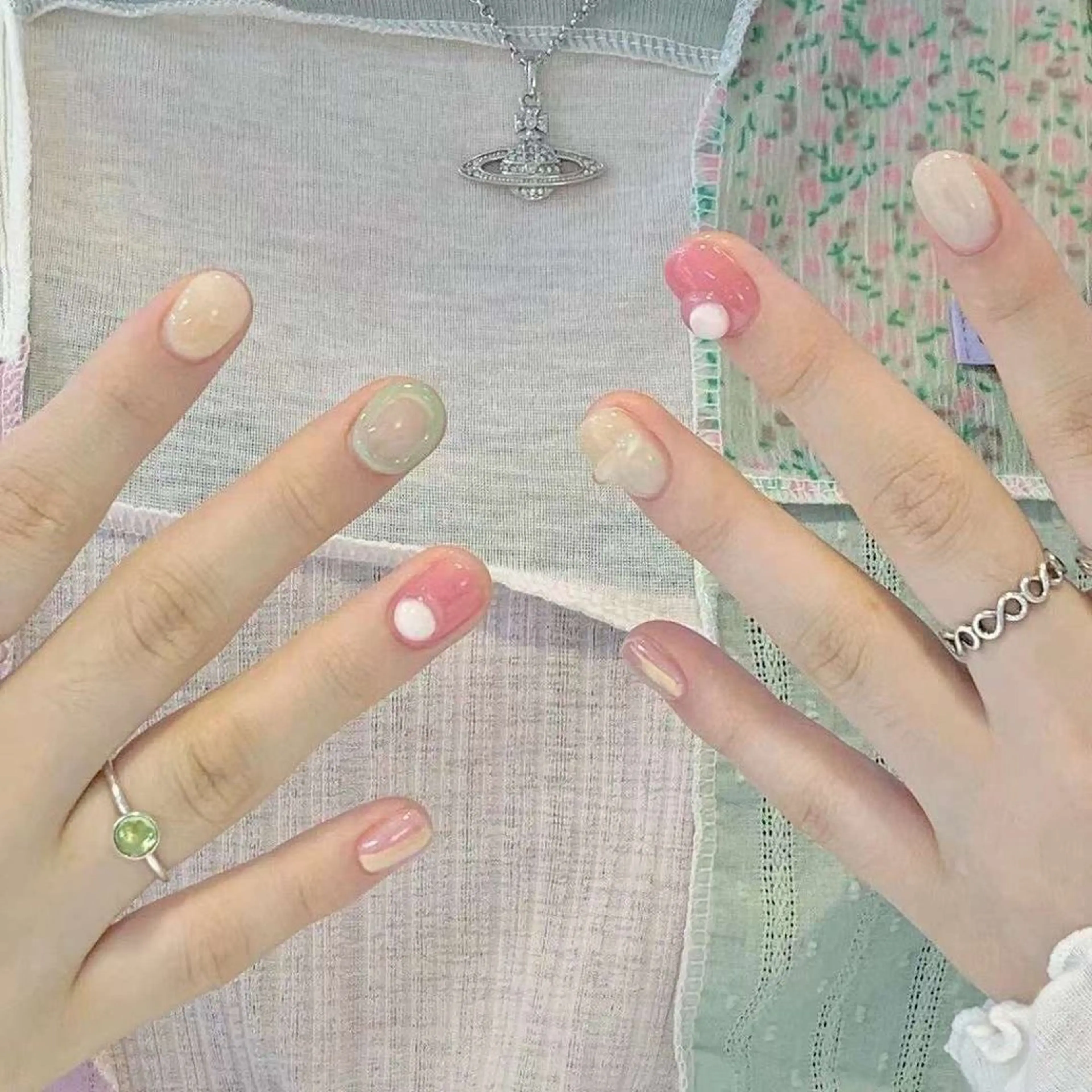 ネイル ハンドネイル VIVIAN リサのネイルデザイン