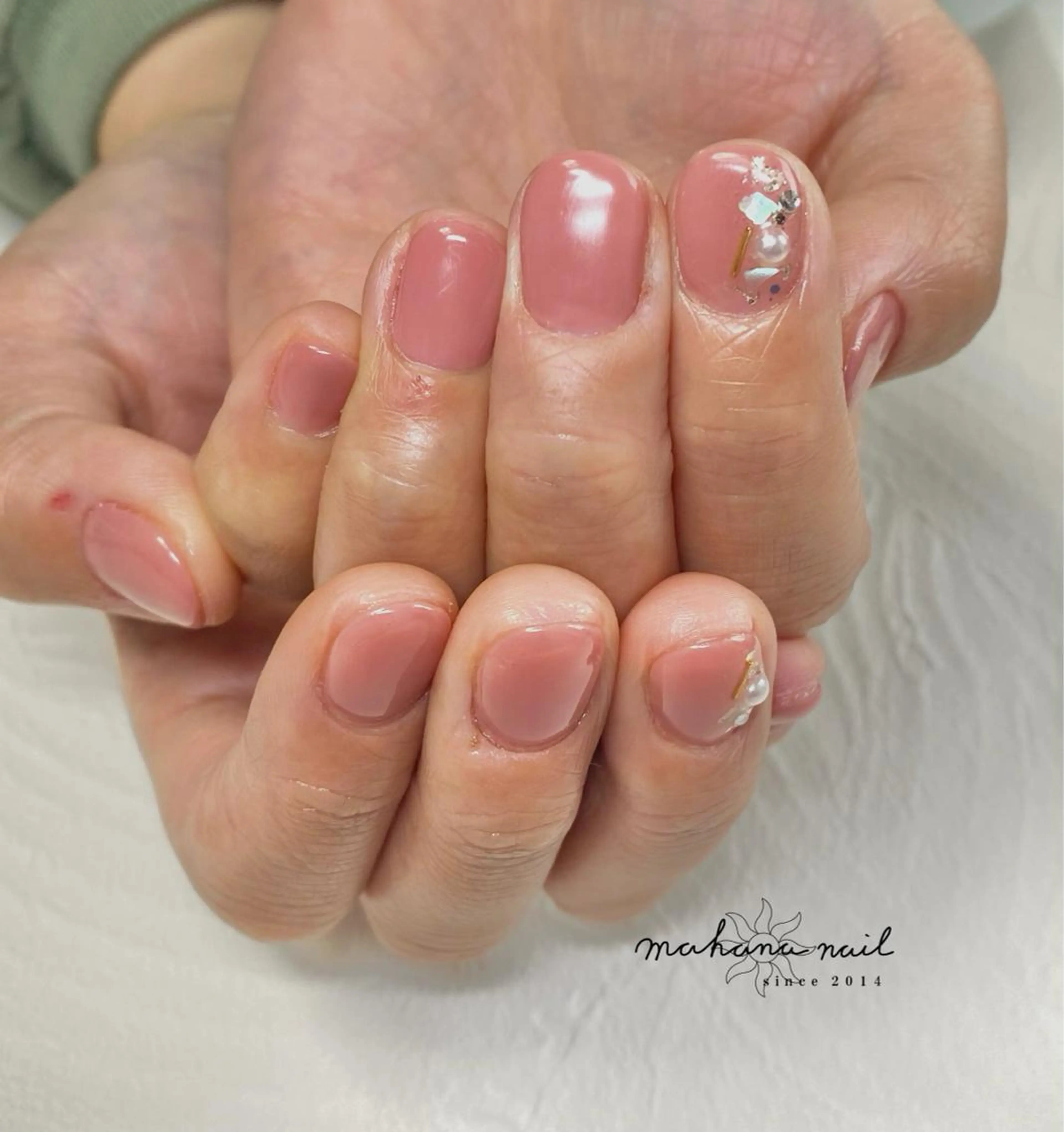 ネイル アートネイル ワンカラーネイル mahana nailのネイルデザイン