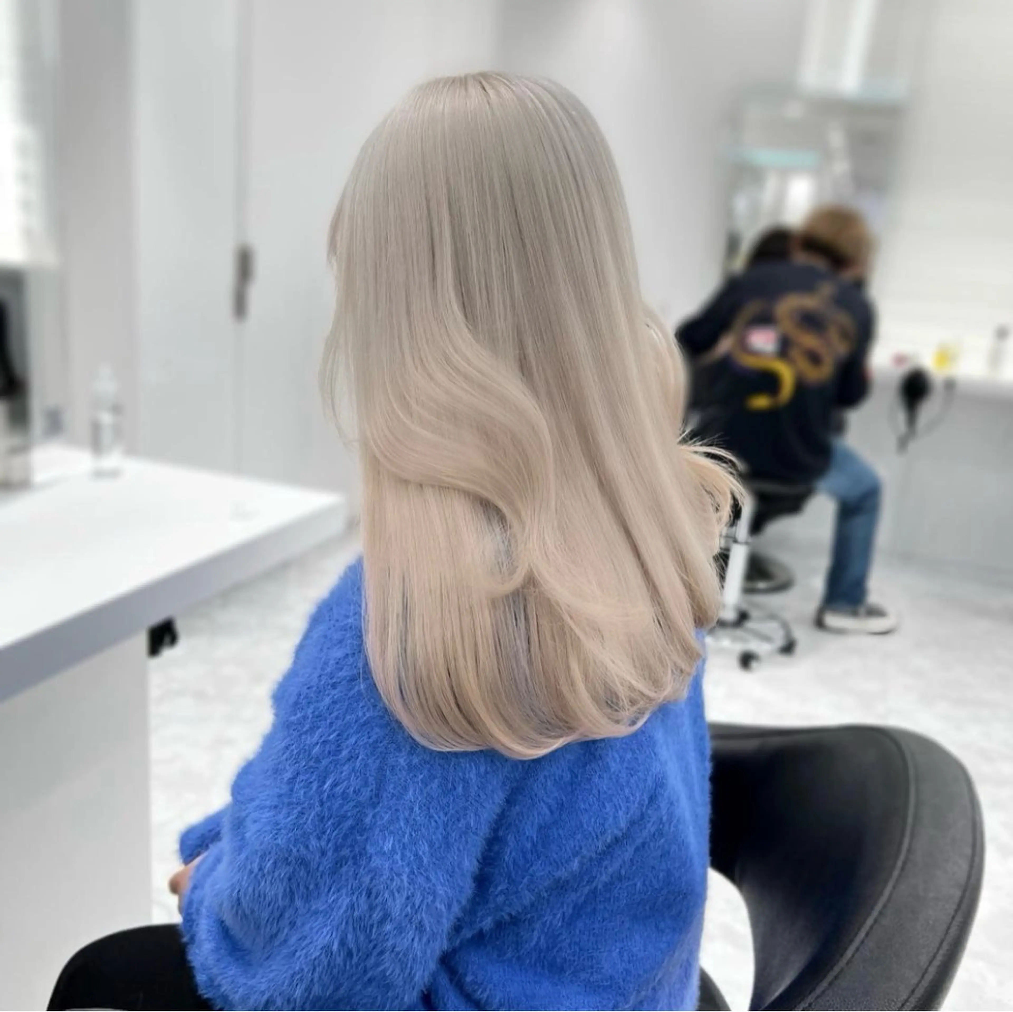 【♡人気No.1ハイトーンメニュー♡】ケア100％トリプルカラー(ケアブリーチ2回➕カラー)➕プレミアムトリートメントの写真