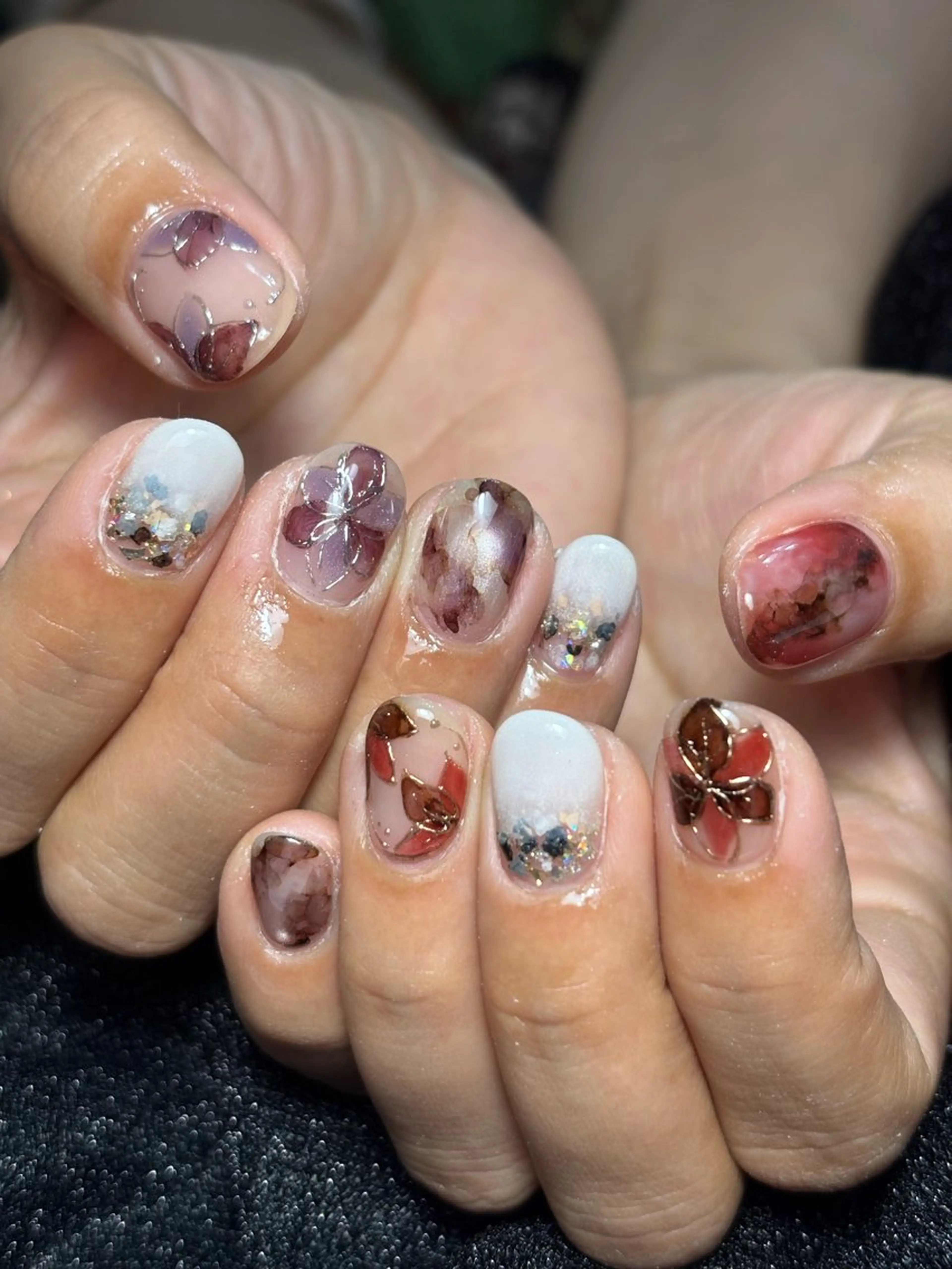 ネイル ハンドネイル フットネイル ✴︎ Delightのネイルデザイン
