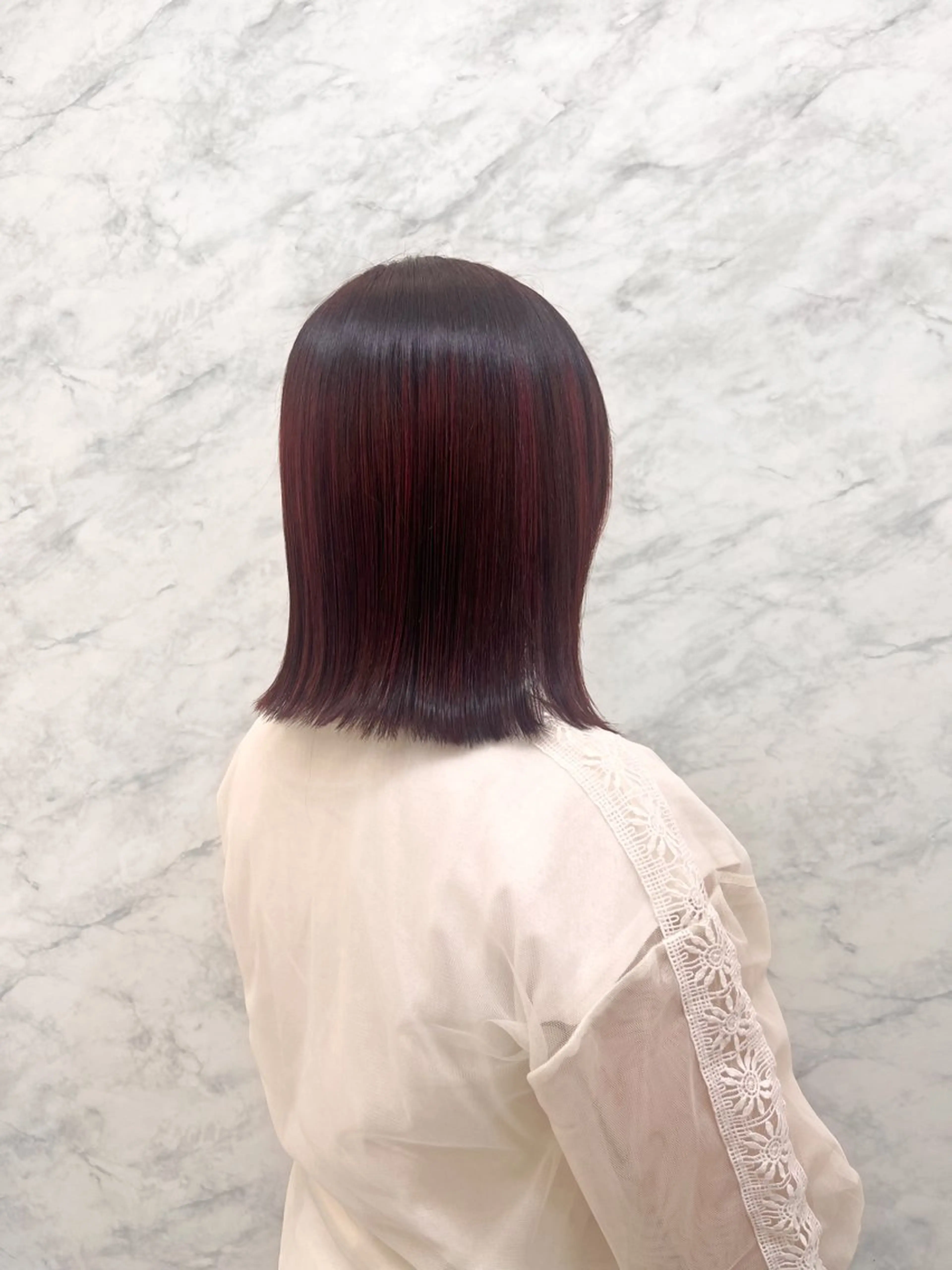 カラー ブリーチ 松尾 姫依のヘアスタイル