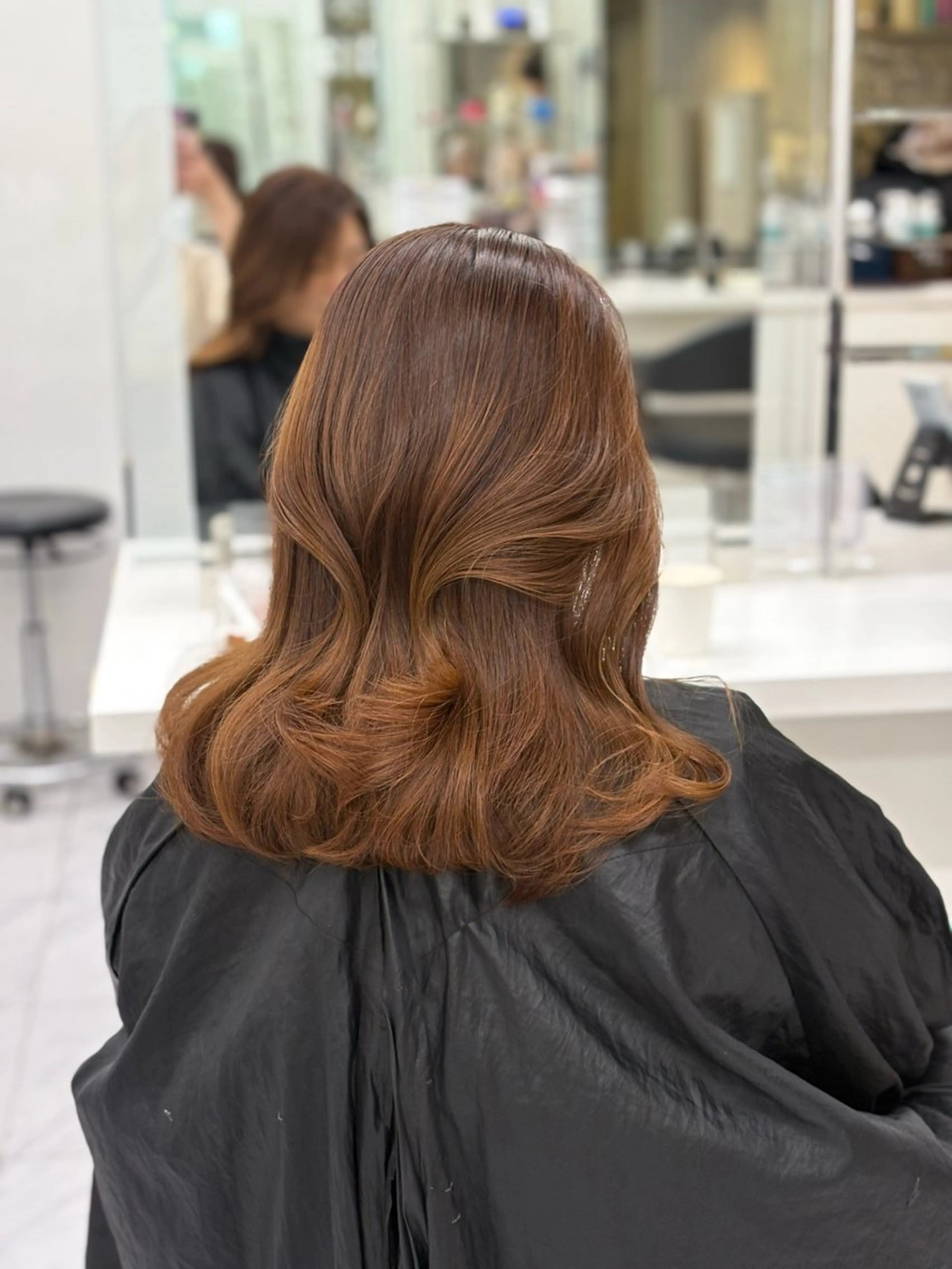 カラー ヘアカラー トリートメント 透明感ベージュ🤎 ナチュラルレイヤーのヘアスタイル