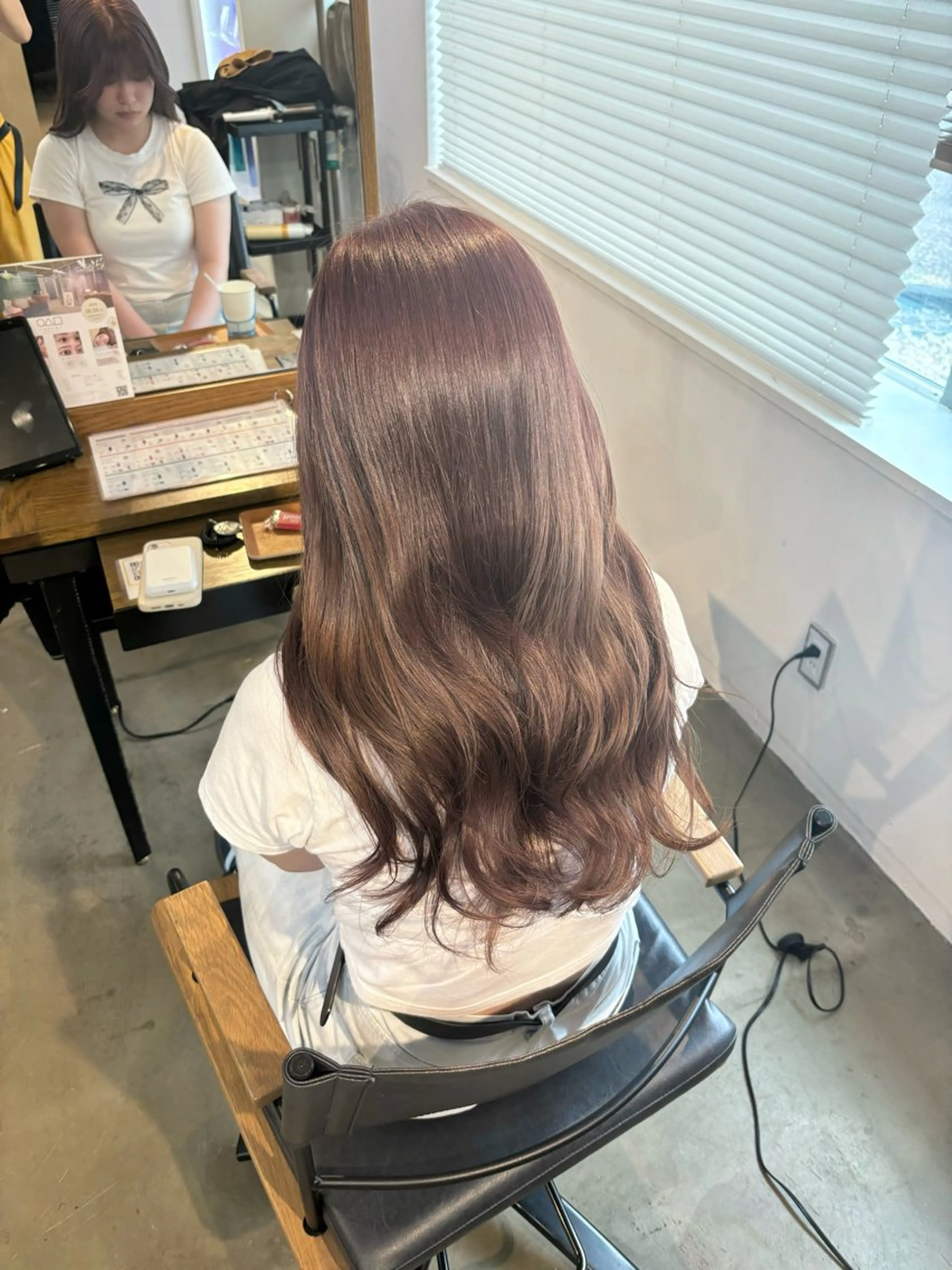 [学生限定] 初ブリーチなしダブルカラー＋カラーの写真