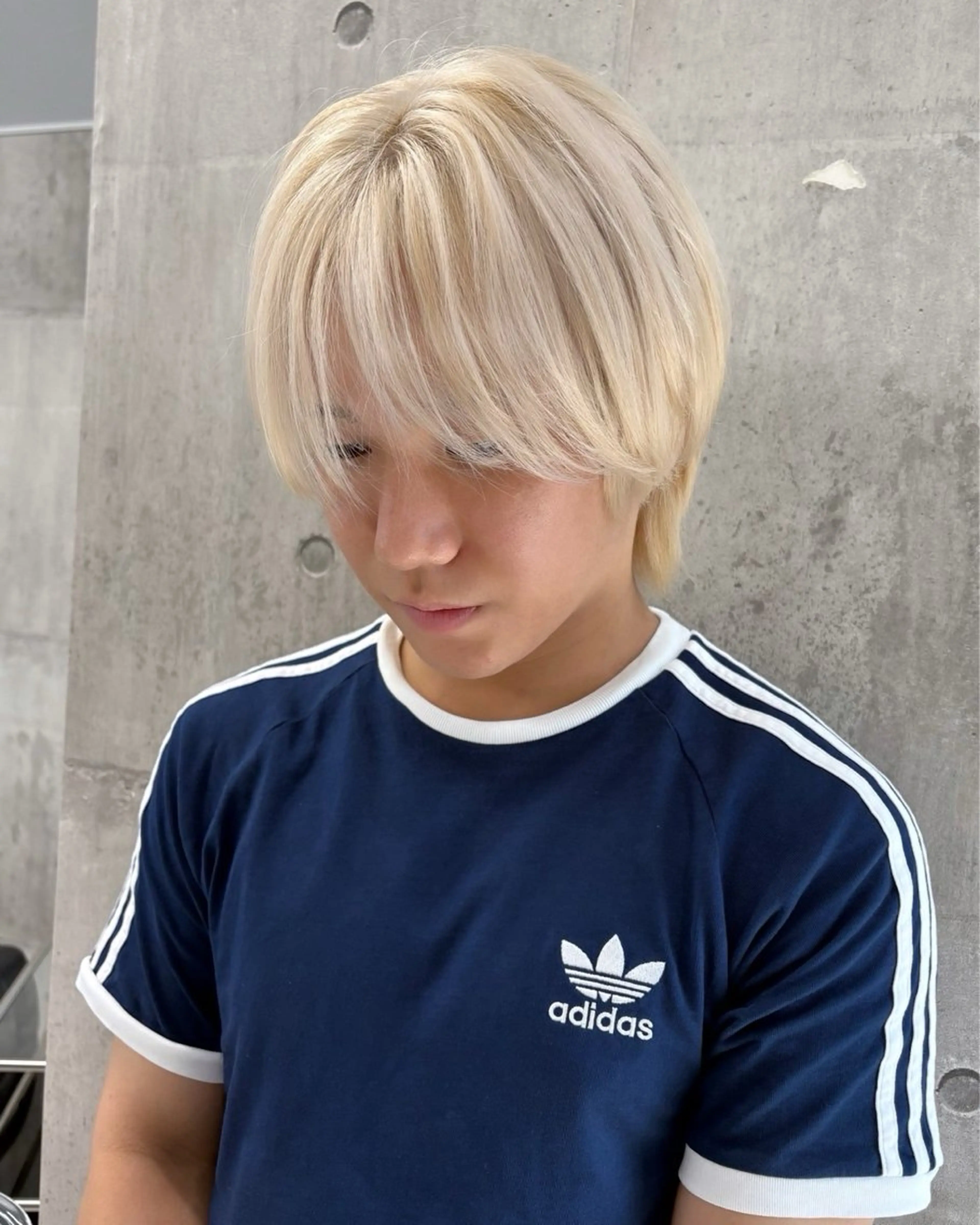 ショート カラー パーマ ヘアアレンジ メンズ キッズ カット ヘアカラー トリートメント レイヤー×ハイトーン / mihana🪐のヘアスタイル