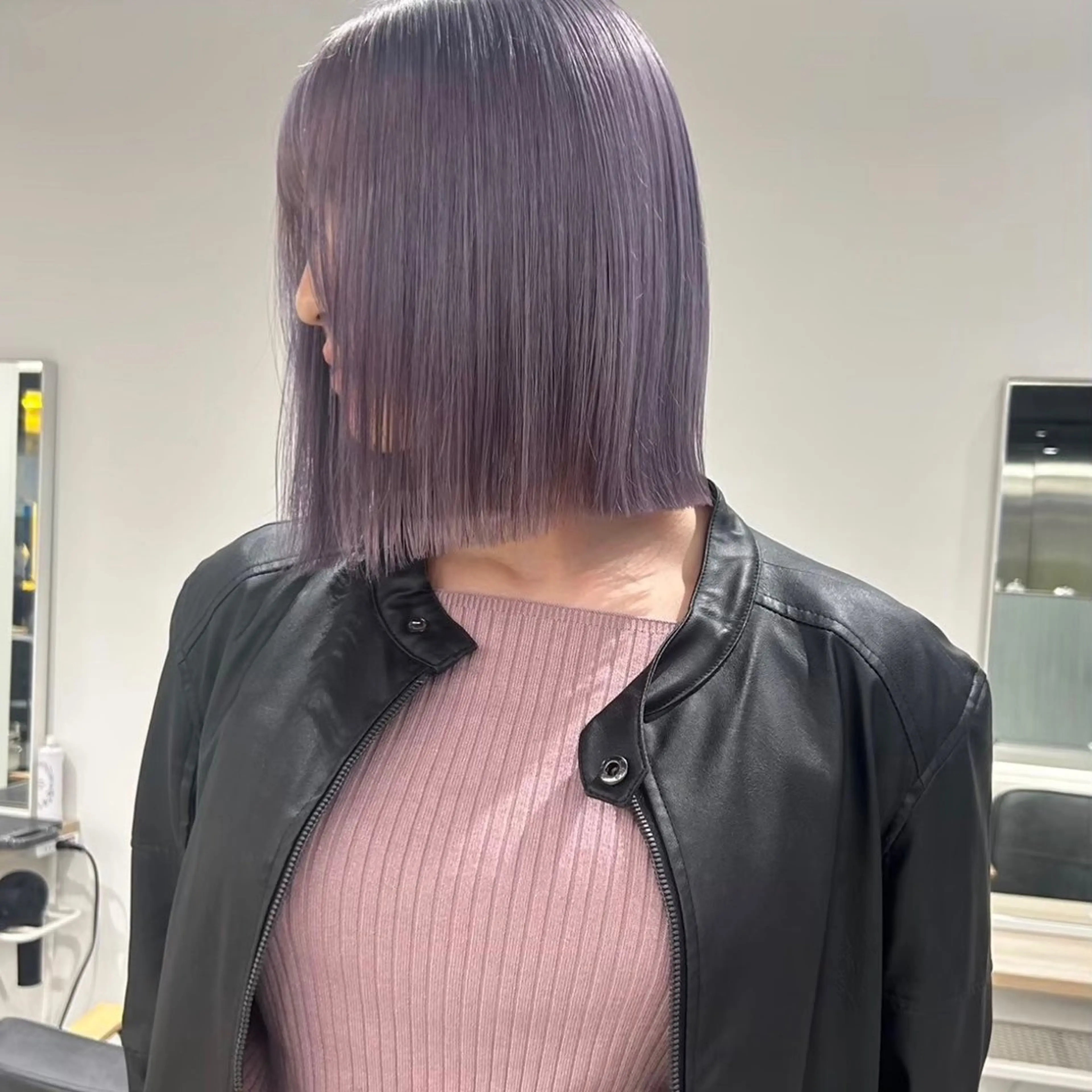 ショート カラー sawaka🪽うる 艶カラー/レイヤーのヘアスタイル