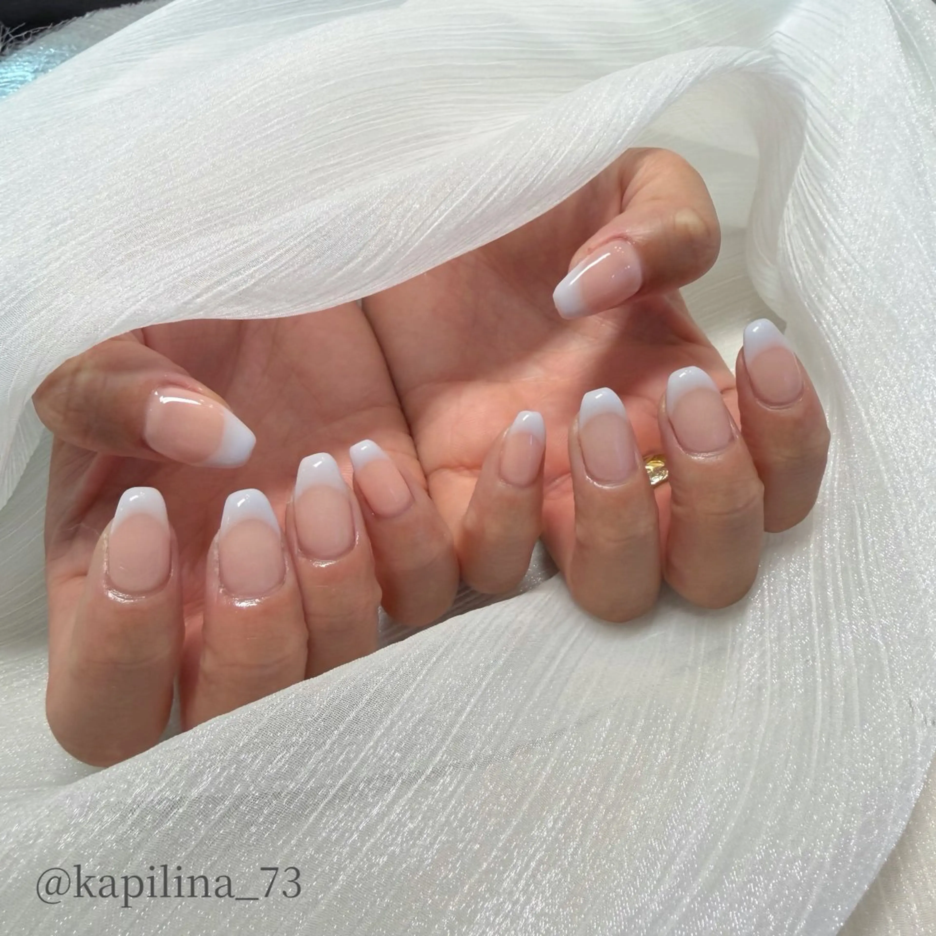 ネイル フレンチネイル ホワイト ハンドネイル Kapilina🌺 MOMOのネイルデザイン