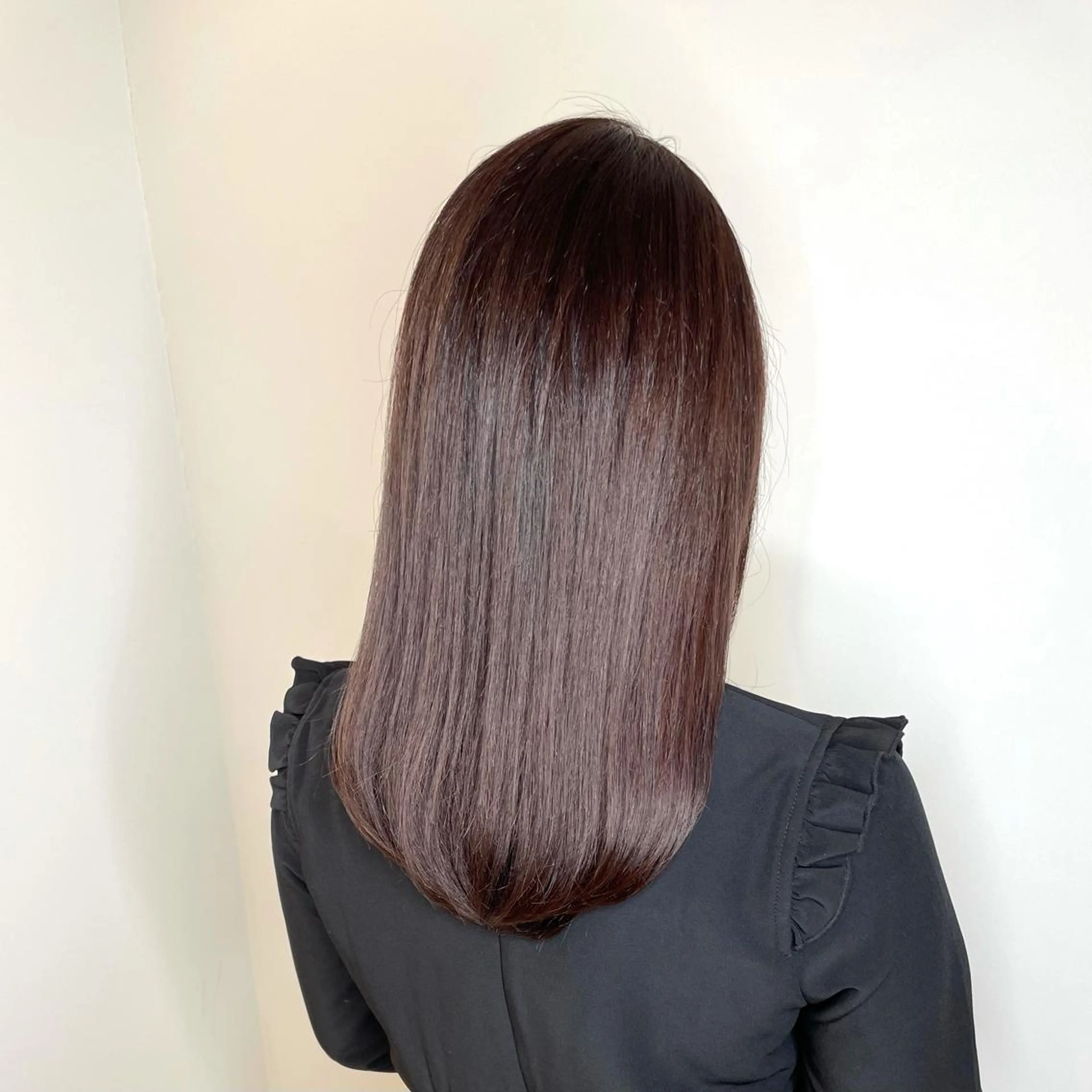 セミロング シンカ 表参道のヘアスタイル