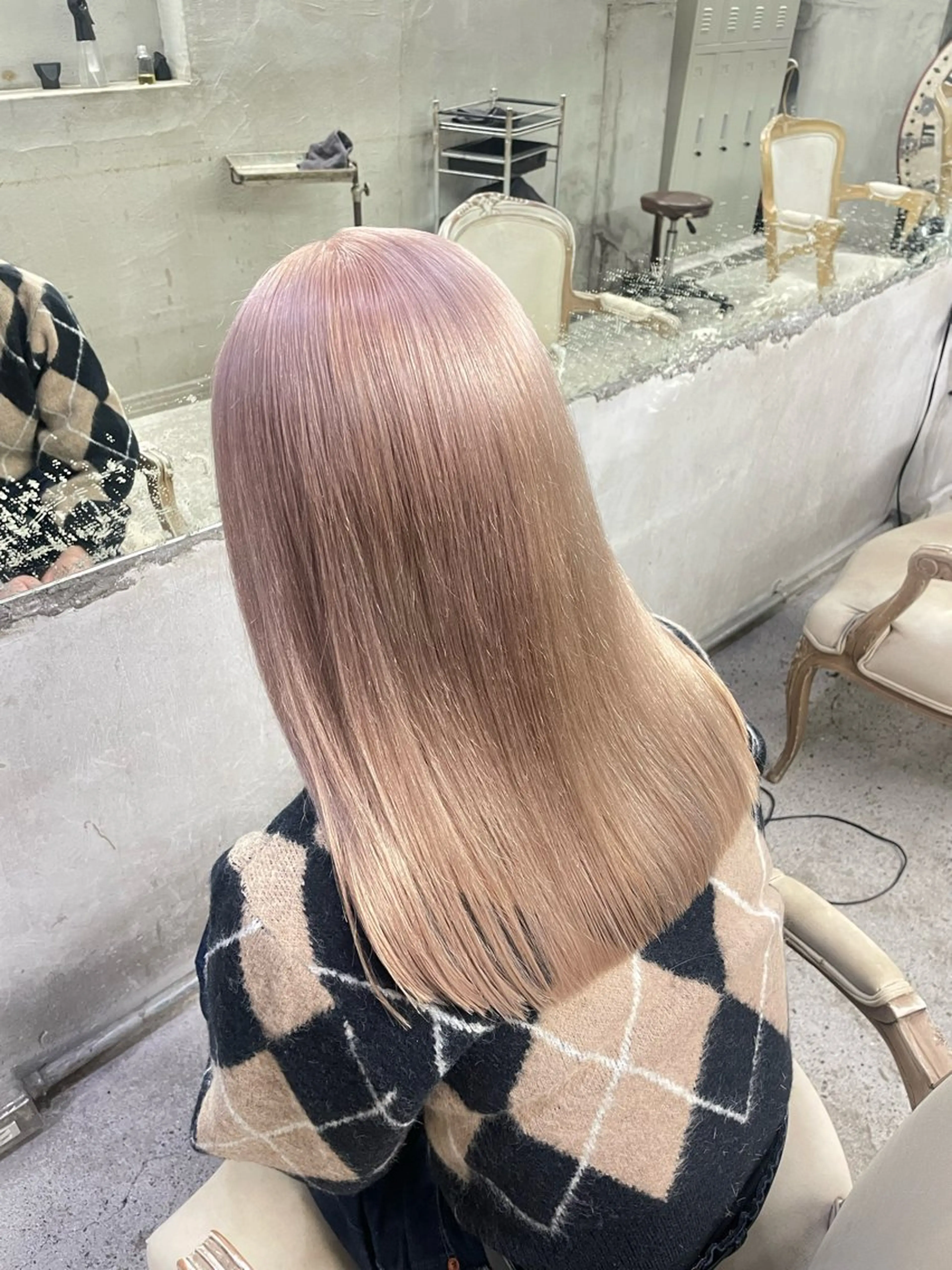 ミディアム カラー ベージュカラー ブリーチ 透明感カラー デザインカラー ダブルカラー ブリーチ/レイヤー 💙ayame💙のヘアスタイル