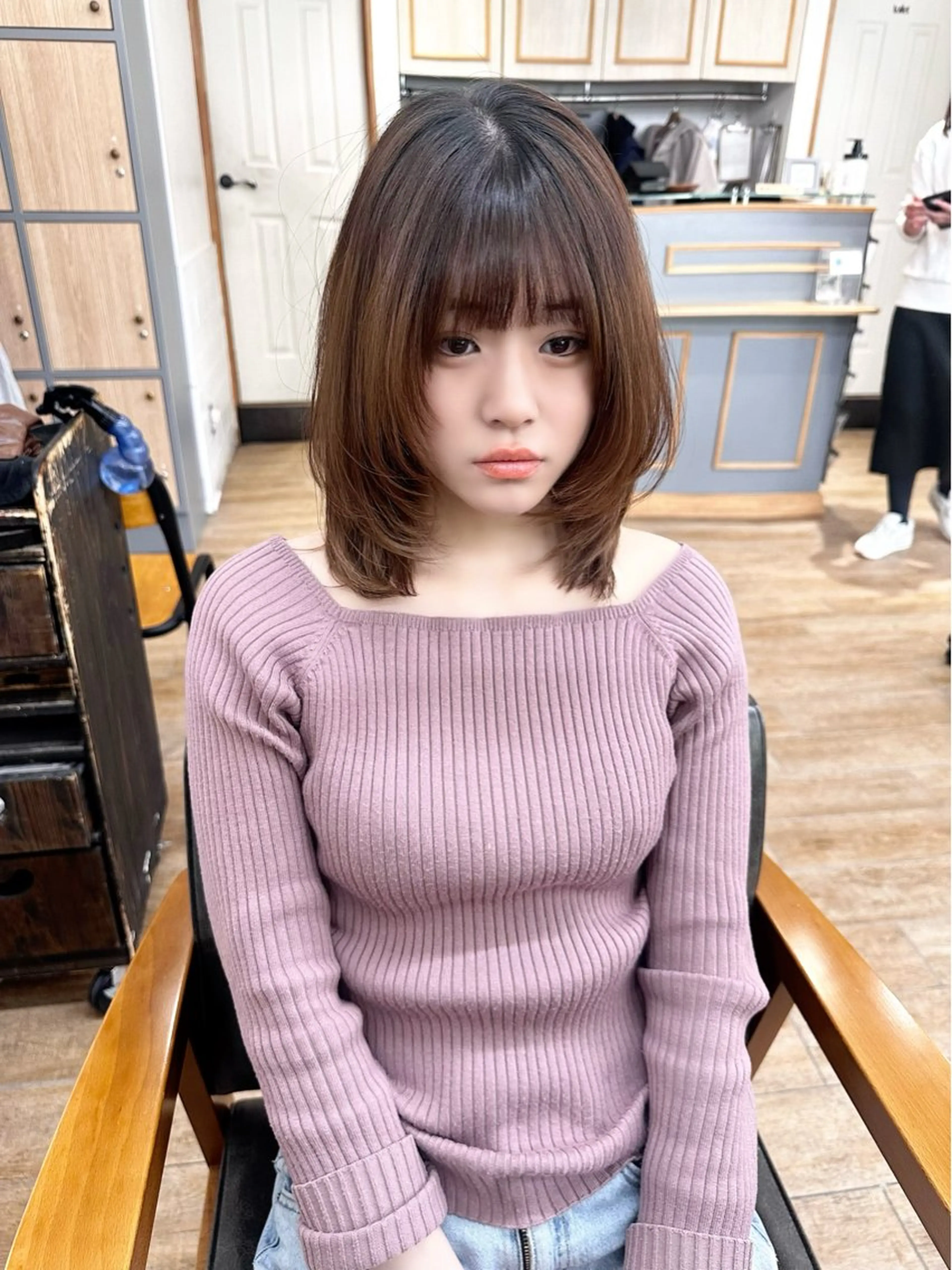 ミディアム カラー パーマ ヘアアレンジ メンズ キッズ レイヤーカット／顔周 りカット/縮毛矯正のヘアスタイル