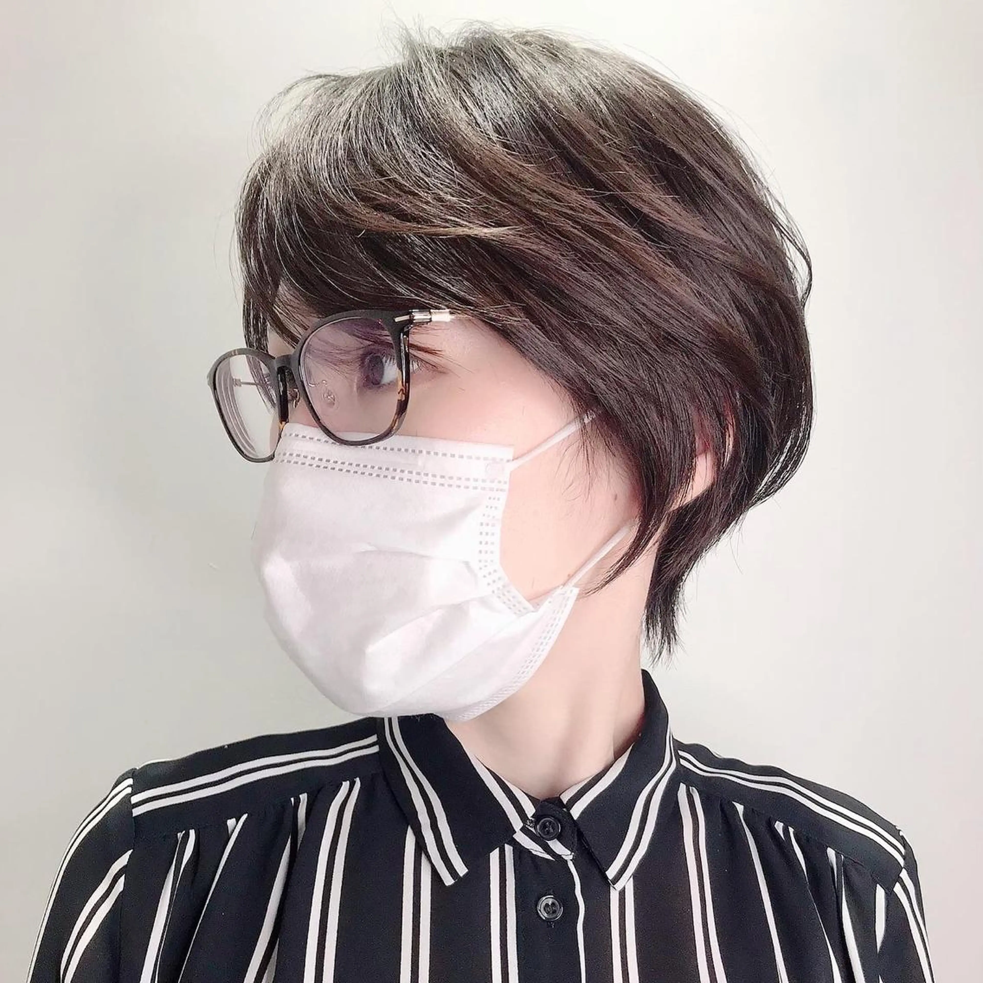 ショート シンプル+αな デザインを 松崎陸のヘアスタイル