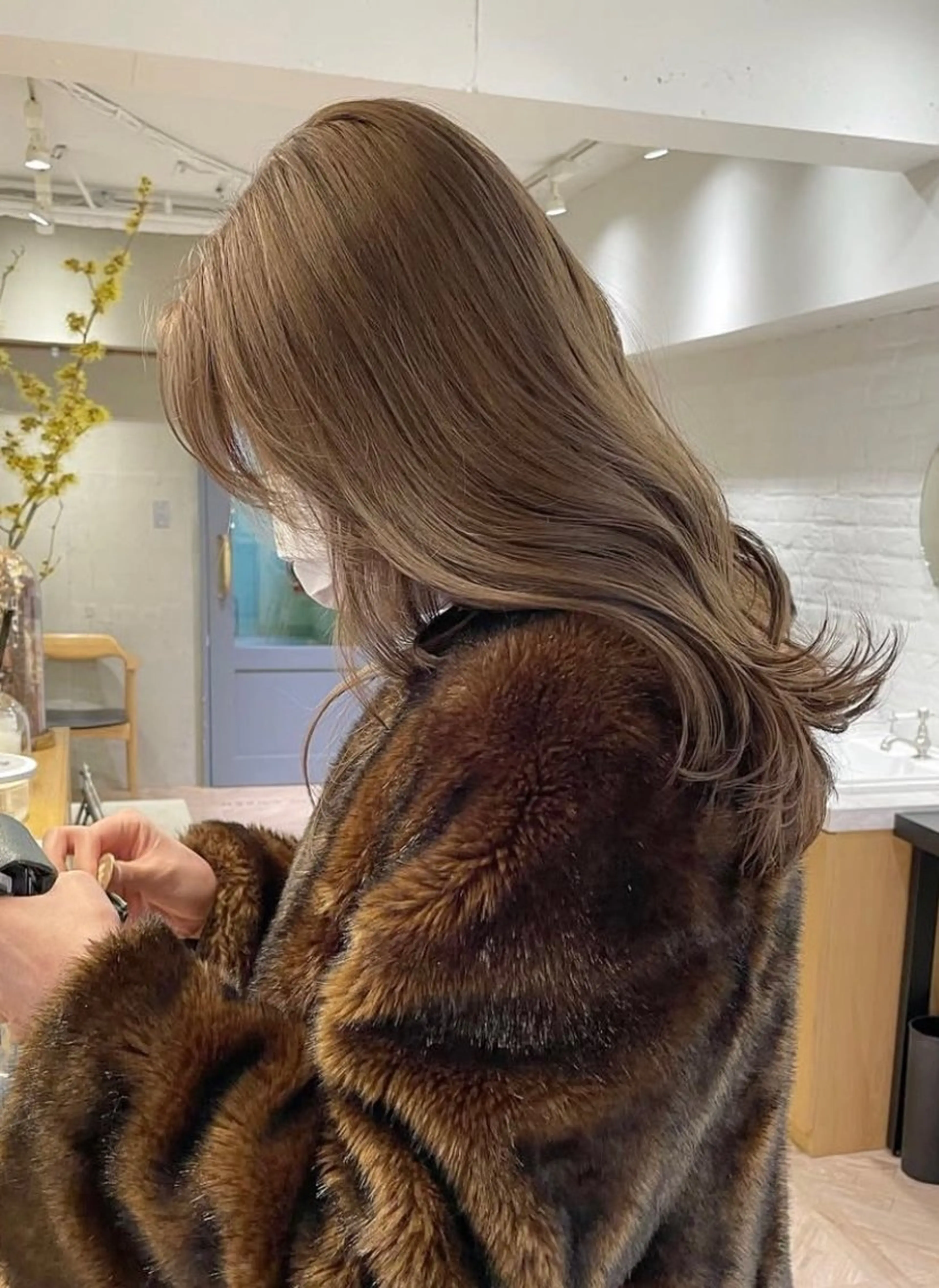 ロング カラー ブリーチ ヘアカラー 高発色ブリーチ/ ハイレイヤー🪽aiのヘアスタイル