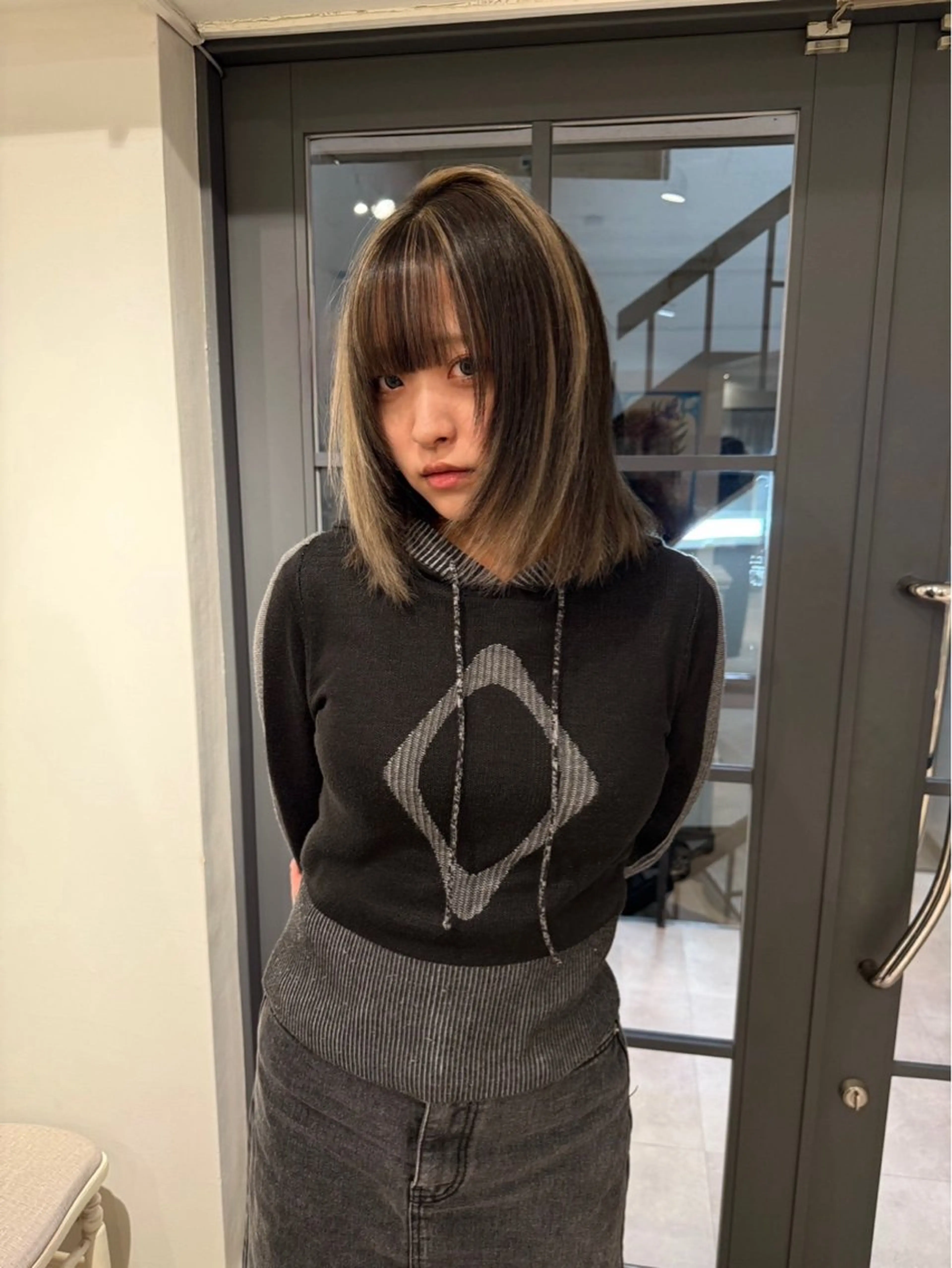 ショート ヘアカラー ミカ/名駅/レイヤー /ブリーチなしカラーのヘアスタイル