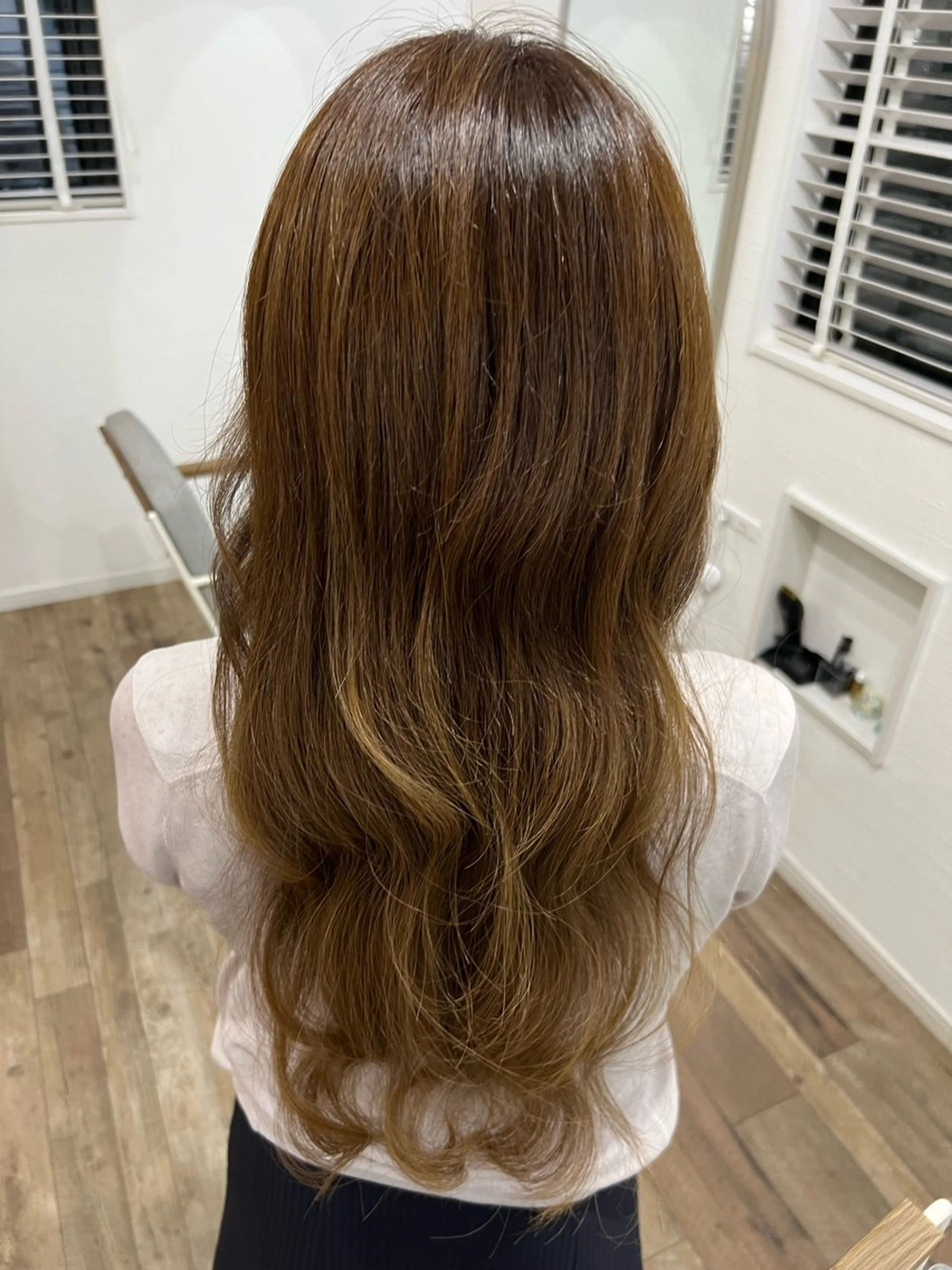 ロング カラー ベージュカラー ブリーチ ブリーチなしカラー 似合わせ／ショート 菊田のヘアスタイル