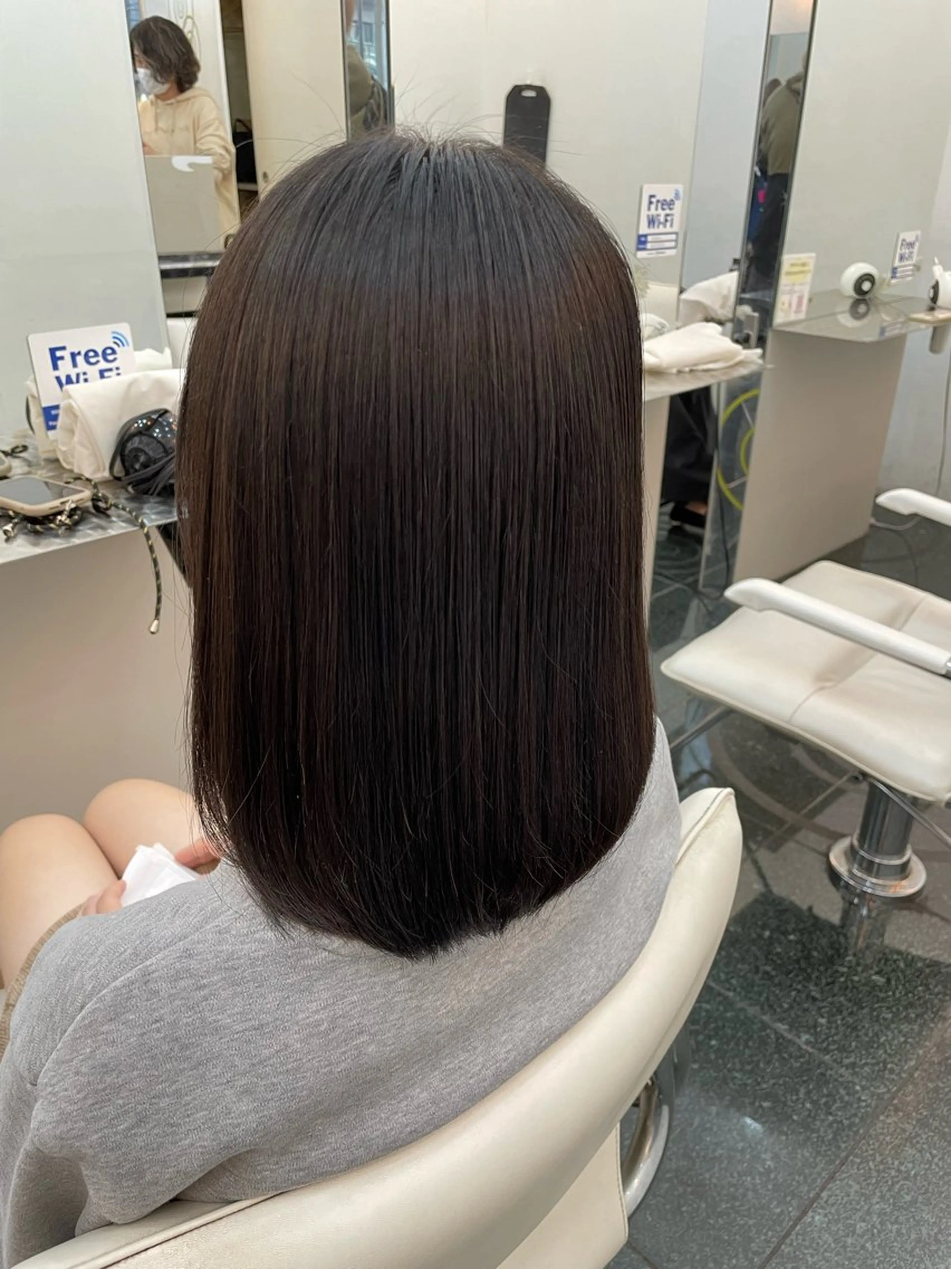 ミディアム 艶髪韓国レイヤー 🇰🇷✨小清水✨のヘアスタイル